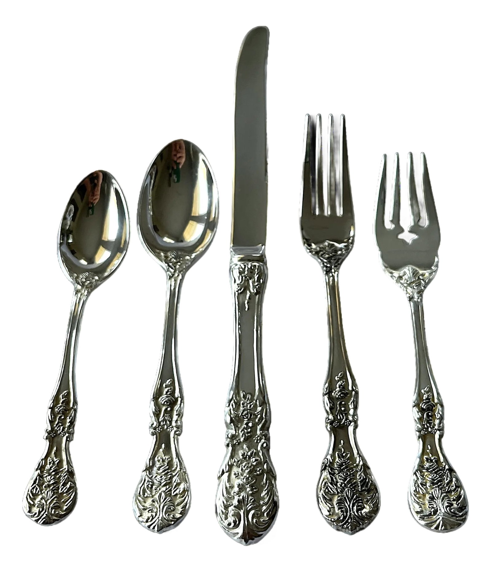 1980s Fb Rogers & Sons "French Rose" After Francis I Silver Plated Flatware Service for 10 With Serv: Bring timeless elegance to your table this season with this exquisite FB Rogers & Sons "French Rose" silver plated flatware set. Inspired by the opulent Francis I pattern, this 55-piece service