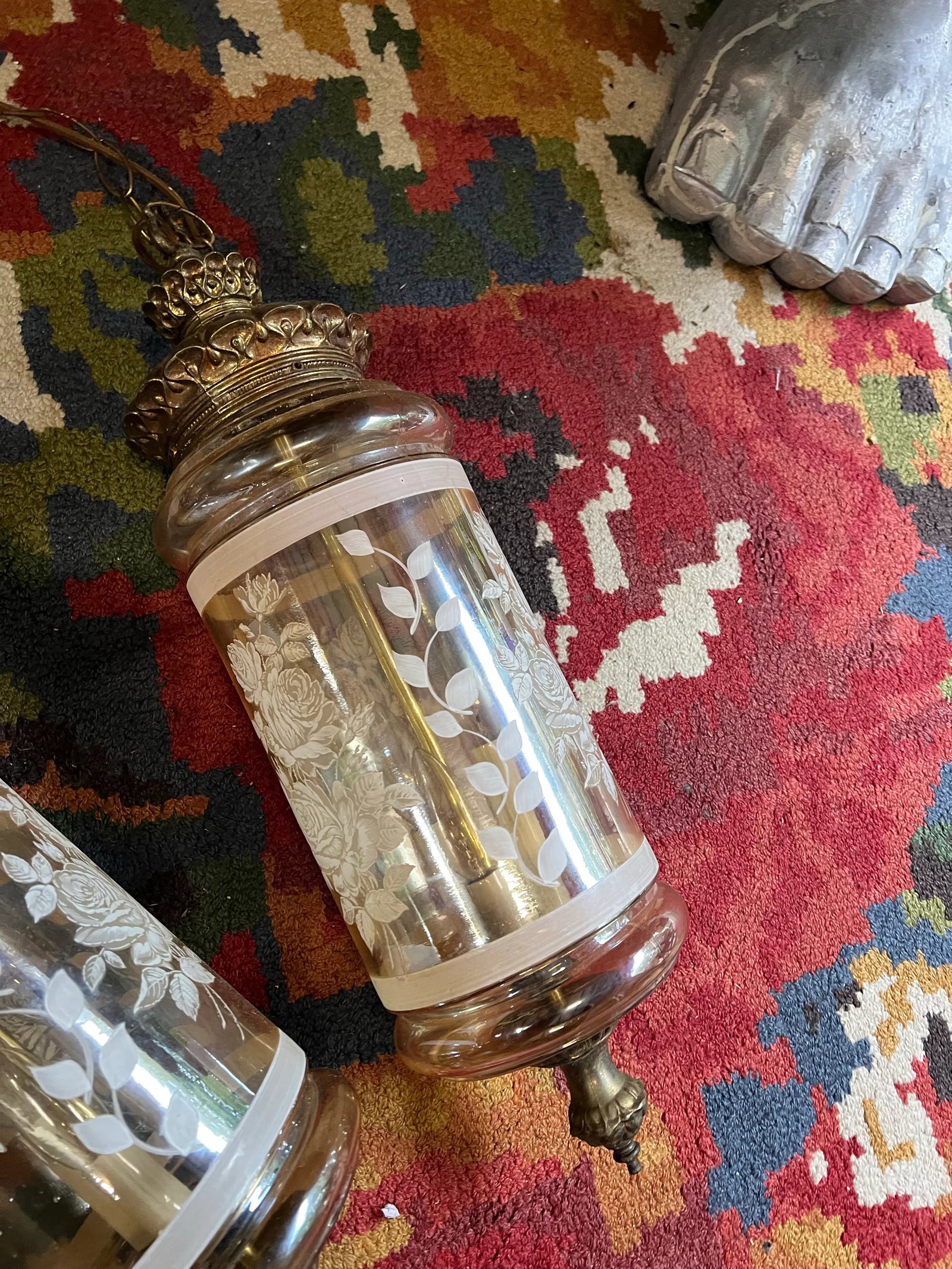 Pair of 1970s Glass Pendant Lights With Floral and Brass Accents - 6
