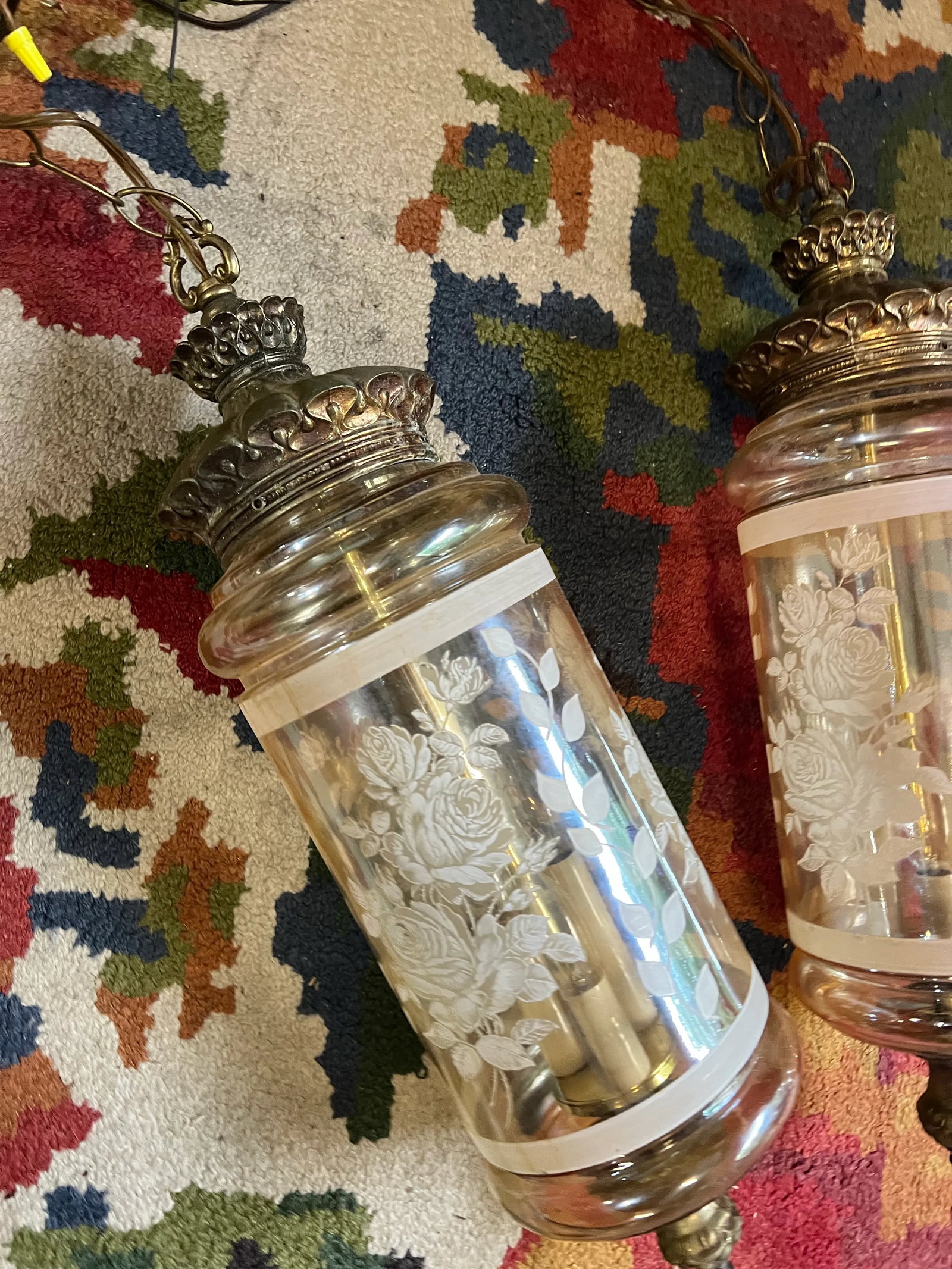 Pair of 1970s Glass Pendant Lights With Floral and Brass Accents - 8