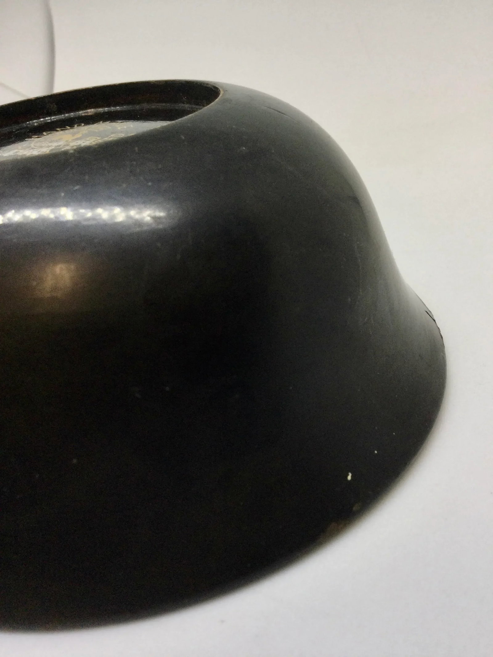 Vintage Japanese Guild Gold Hand Painted Lacquer Bowl - 10