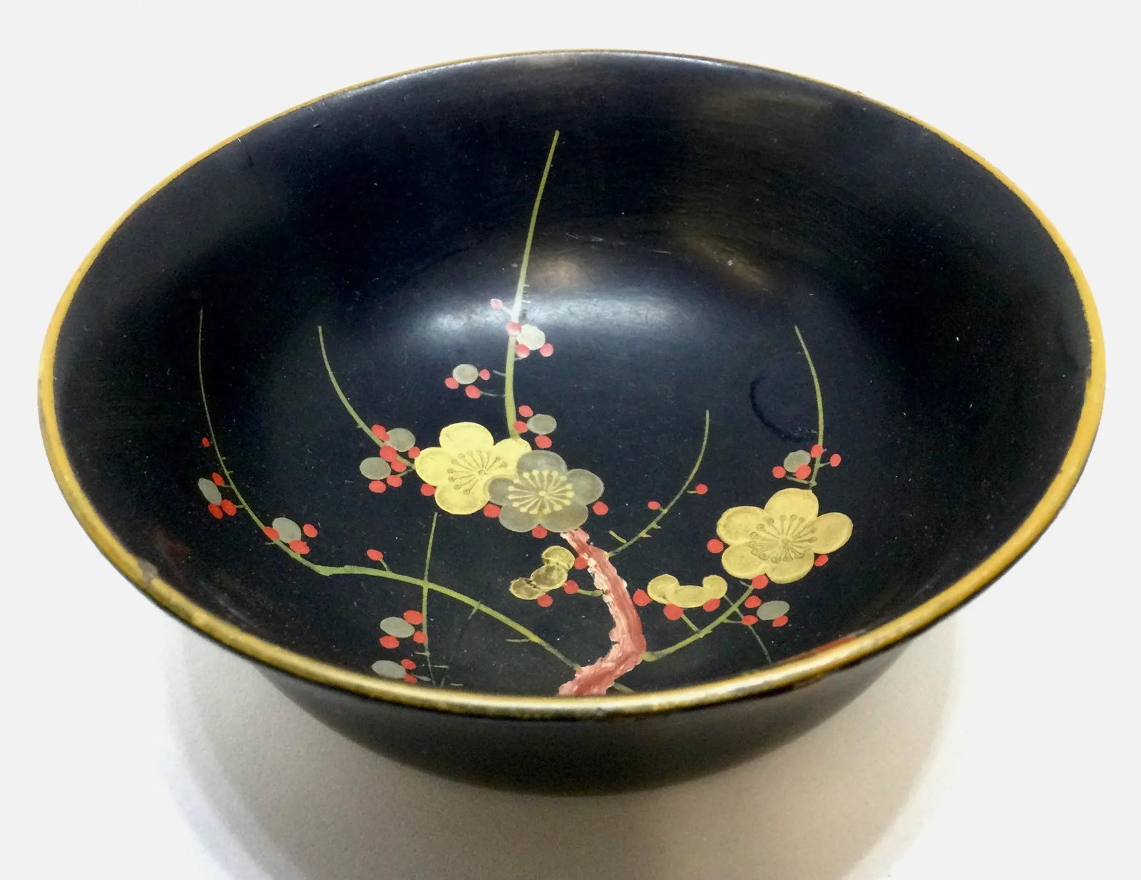 Vintage Japanese Guild Gold Hand Painted Lacquer Bowl - 2