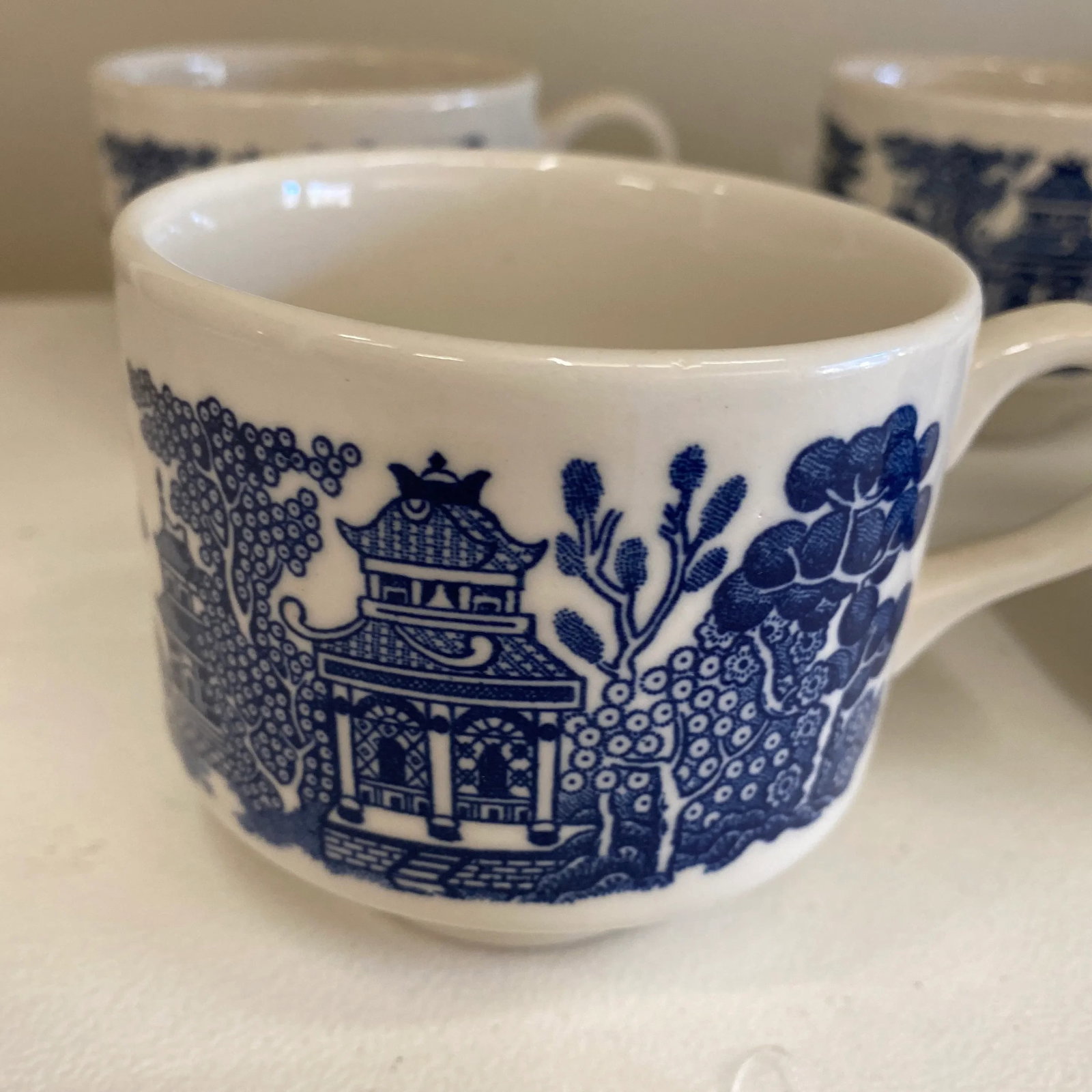 1970s English Chinoiserie Tea Cups - Set of 9 - 3
