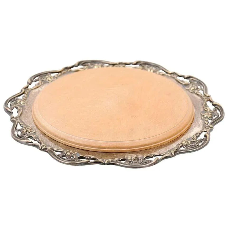 Late 19th Century English R.F. Mosley & Co Round Silver Plated Tray With Pierced Scalloped Border - 13