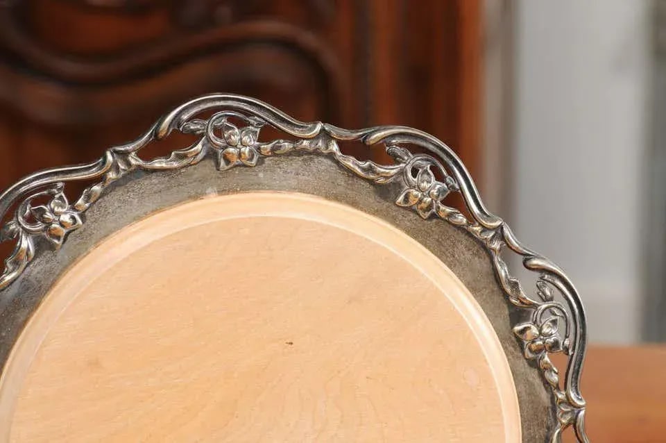 Late 19th Century English R.F. Mosley & Co Round Silver Plated Tray With Pierced Scalloped Border - 9