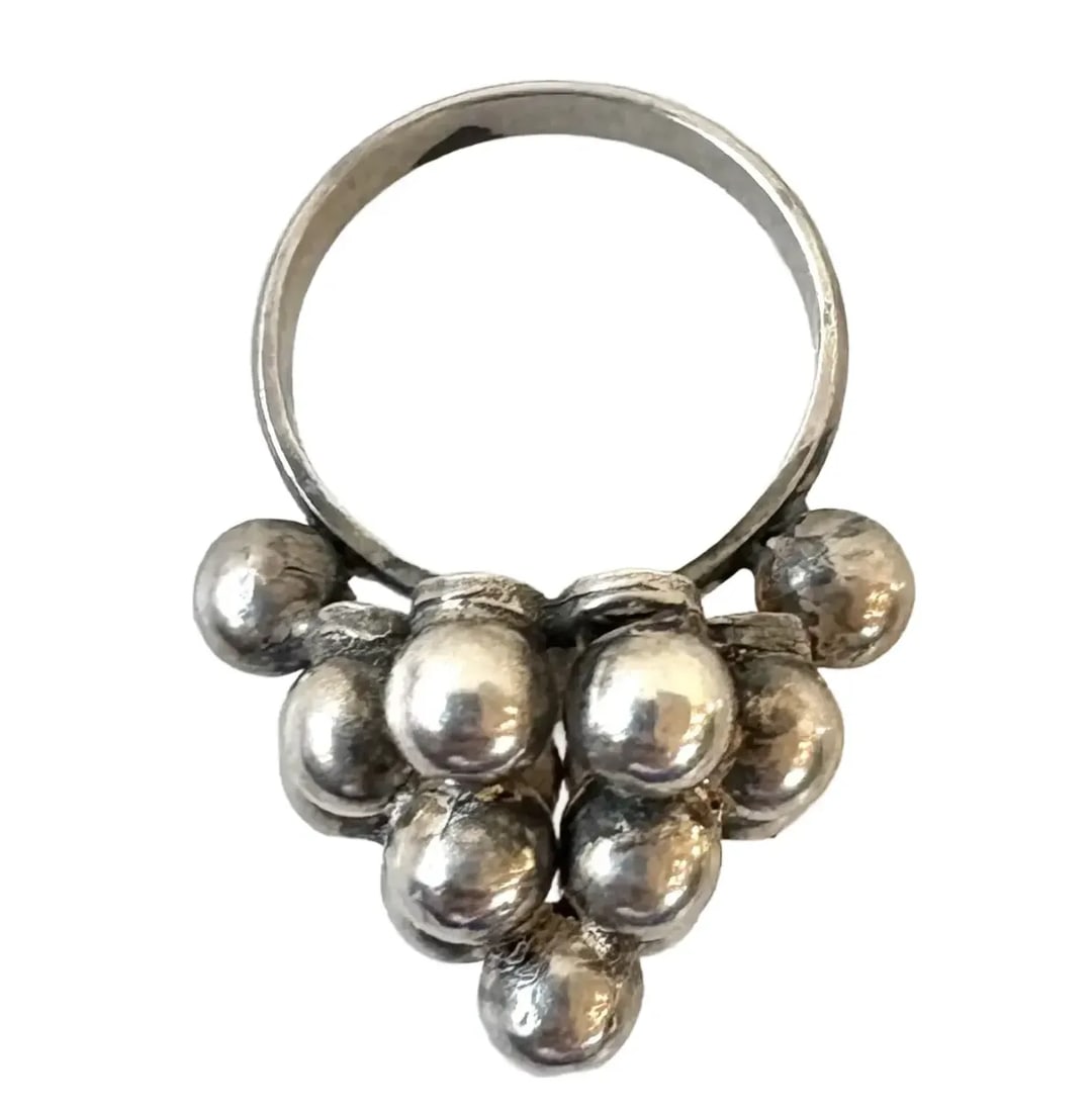 Vintage Mid-Century Sterling Silver Grape Bunch Cocktail Ring - Size 7.75 - 5