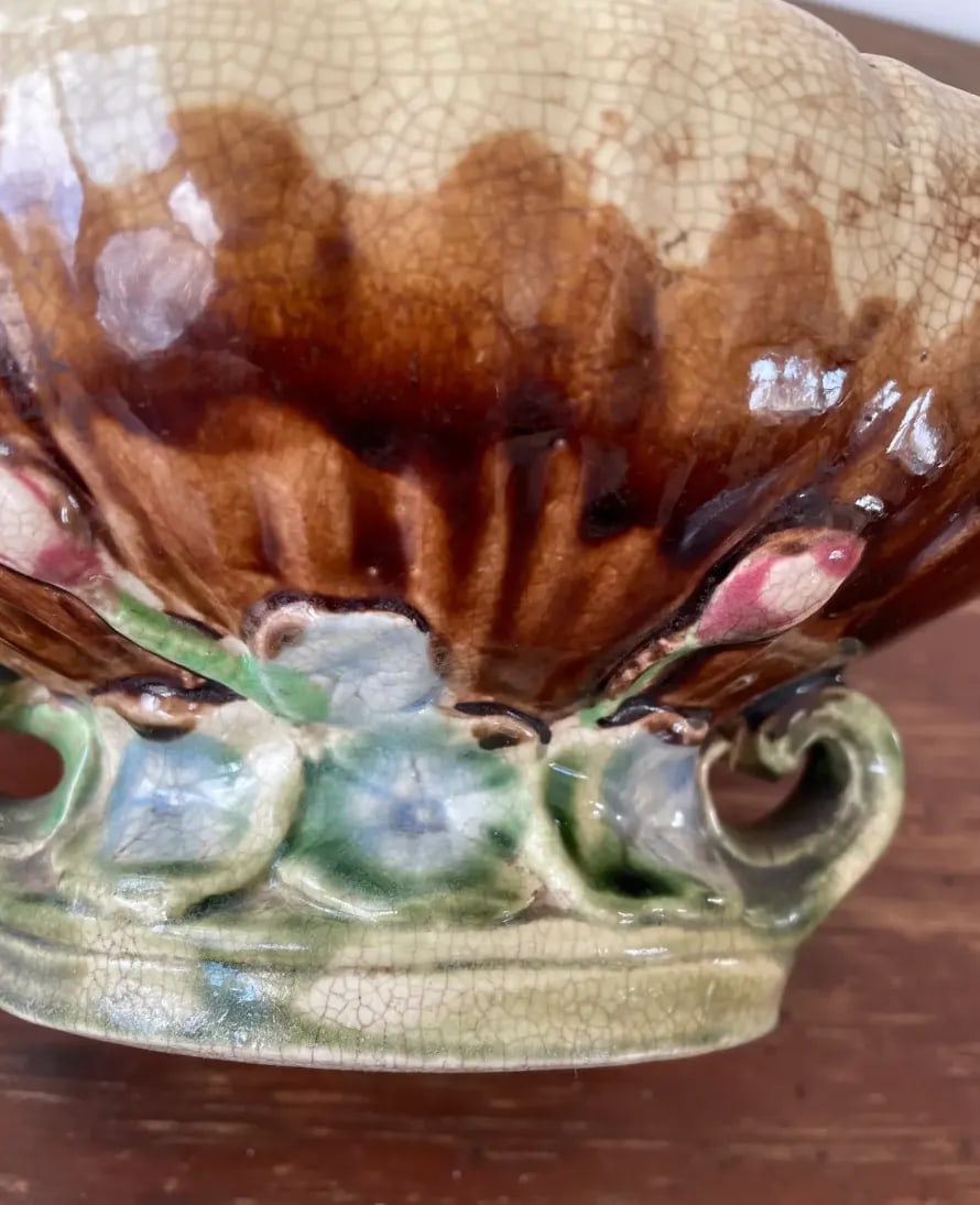 Vintage Majolica Clamshell Shaped Pedestal Bowl With Floral Designed Base - 6