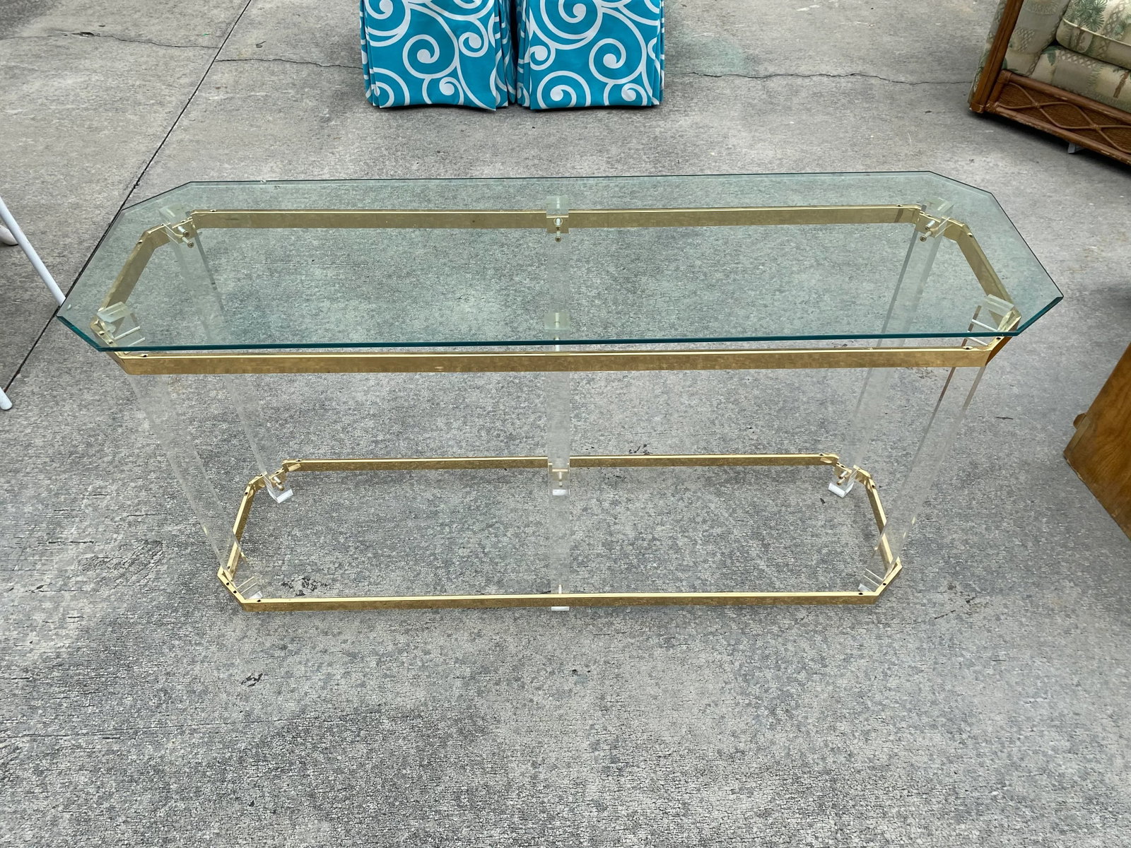1980s Brass and Lucite Console Table - 5