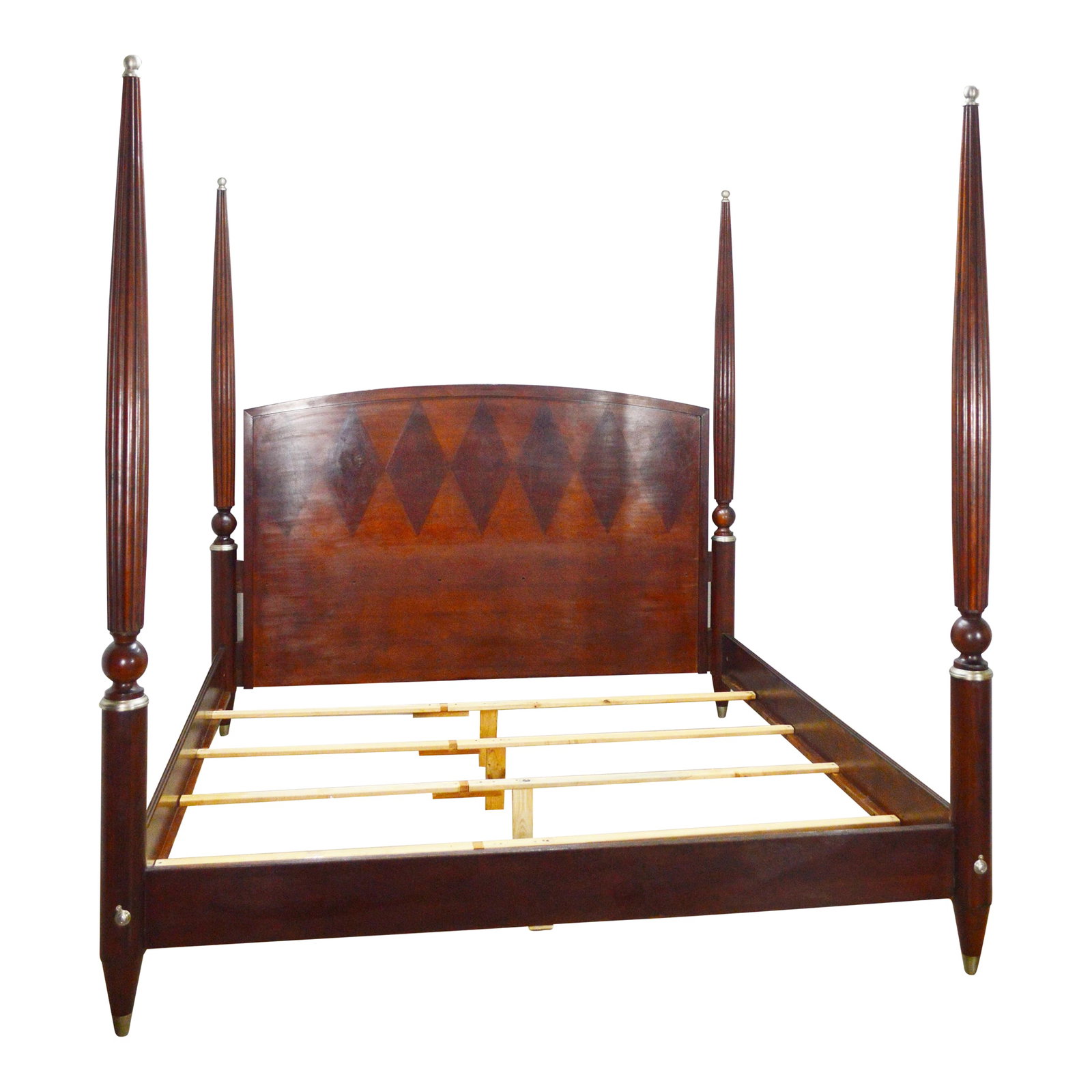 Ethan Allen Avenue King Poster Bed: King Bed by Ethan Allen. Store item# 546. It features inlaid wood, reeded posts and metal decor. Condition: Alterations: Original Condition Unaltered Imperfections: Some Imperfections Condition Notes: