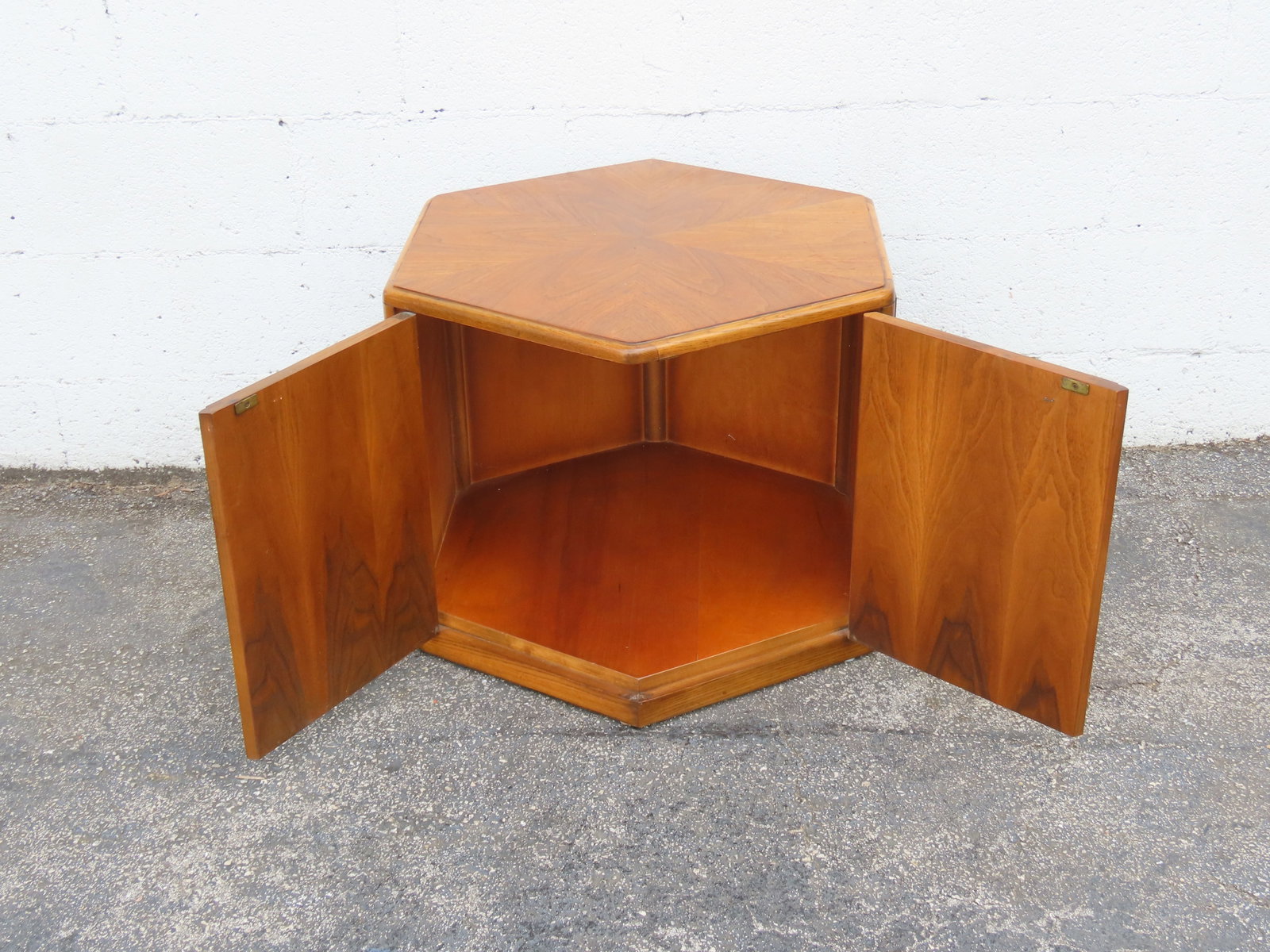 Lane Hexagon Mid Century Modern Nightstand Side End Lamp Table Bar Commode 6315 - 13