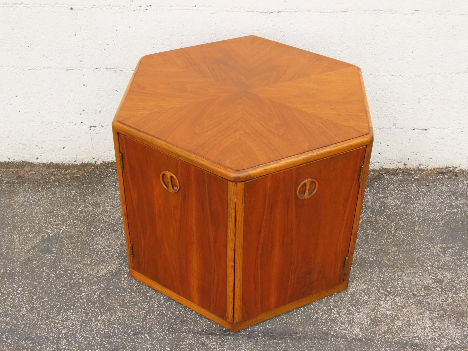 Lane Hexagon Mid Century Modern Nightstand Side End Lamp Table Bar Commode 6315 - 5