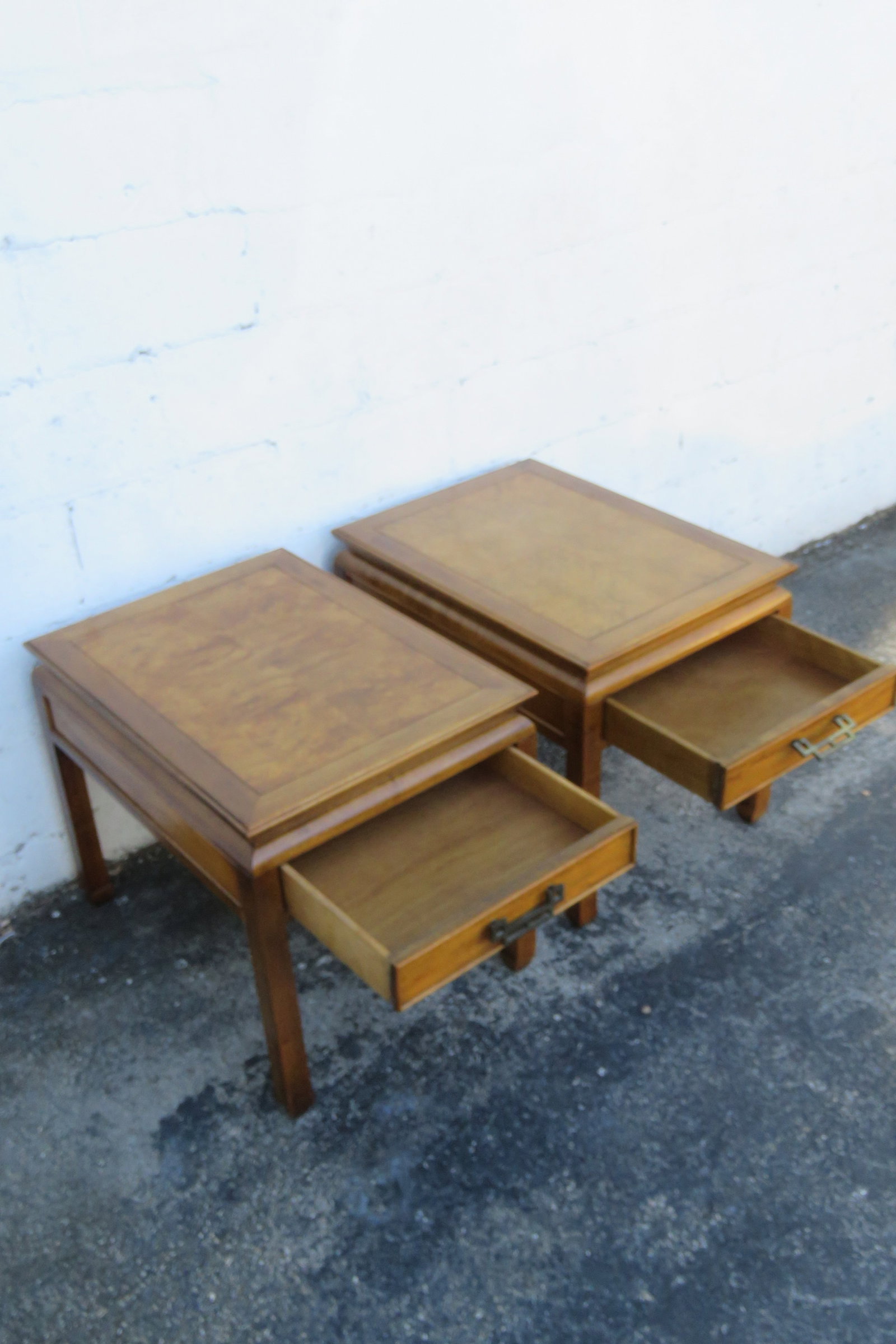 Century Furniture Hollywood Regency Pair of Side End Tables 6262 - 3