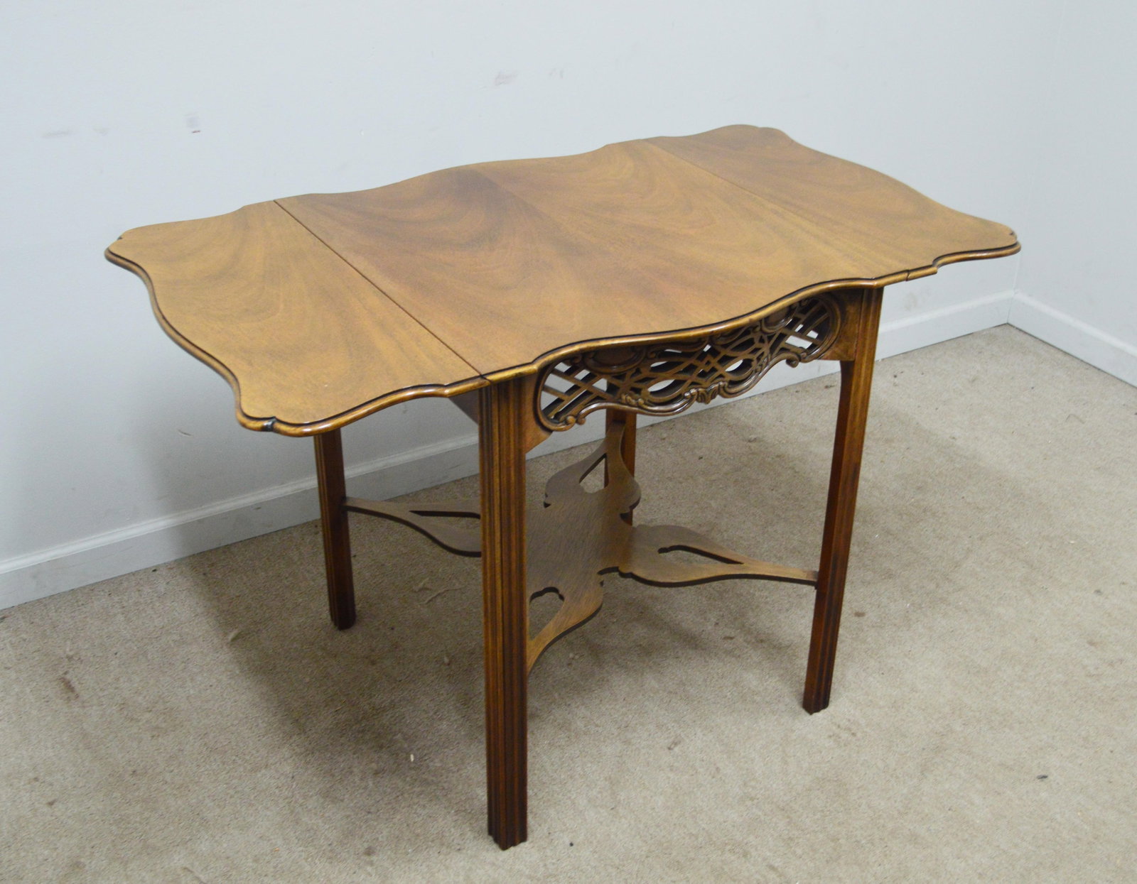 Baker Historic Charleston Side Table - 4
