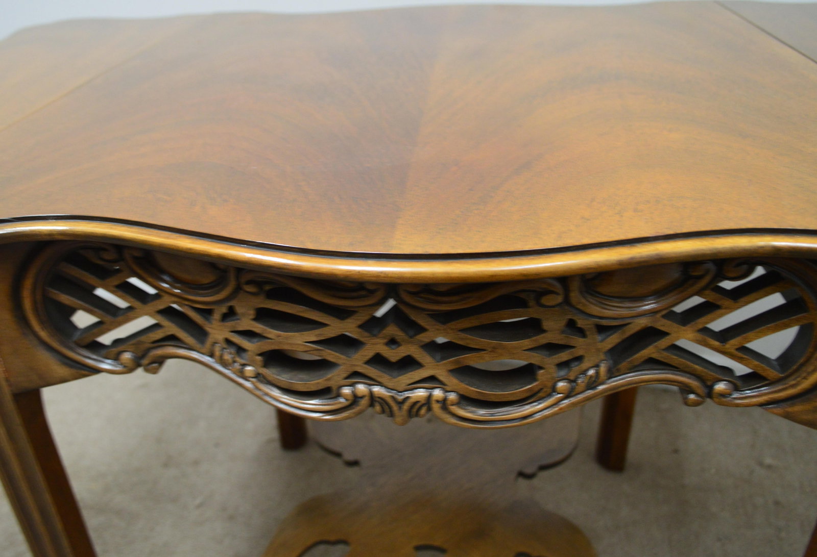 Baker Historic Charleston Side Table - 9