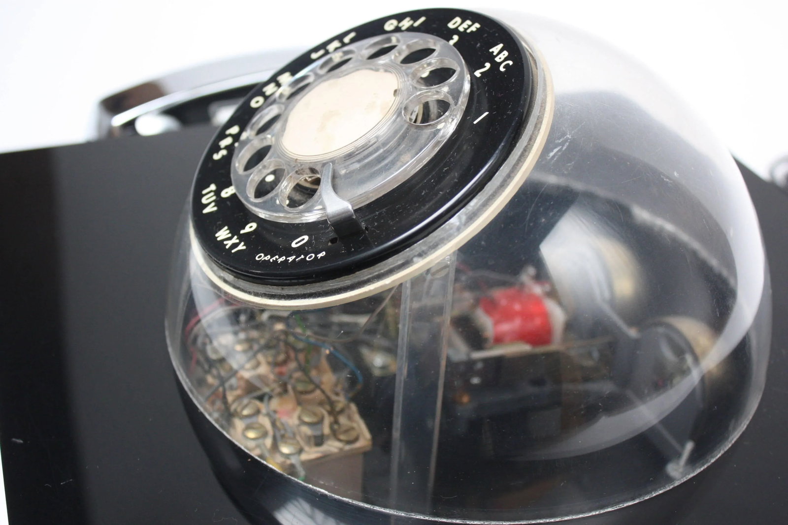 Space Age Acrylic and Chrome 'Teledome' Rotary Telephone - 4
