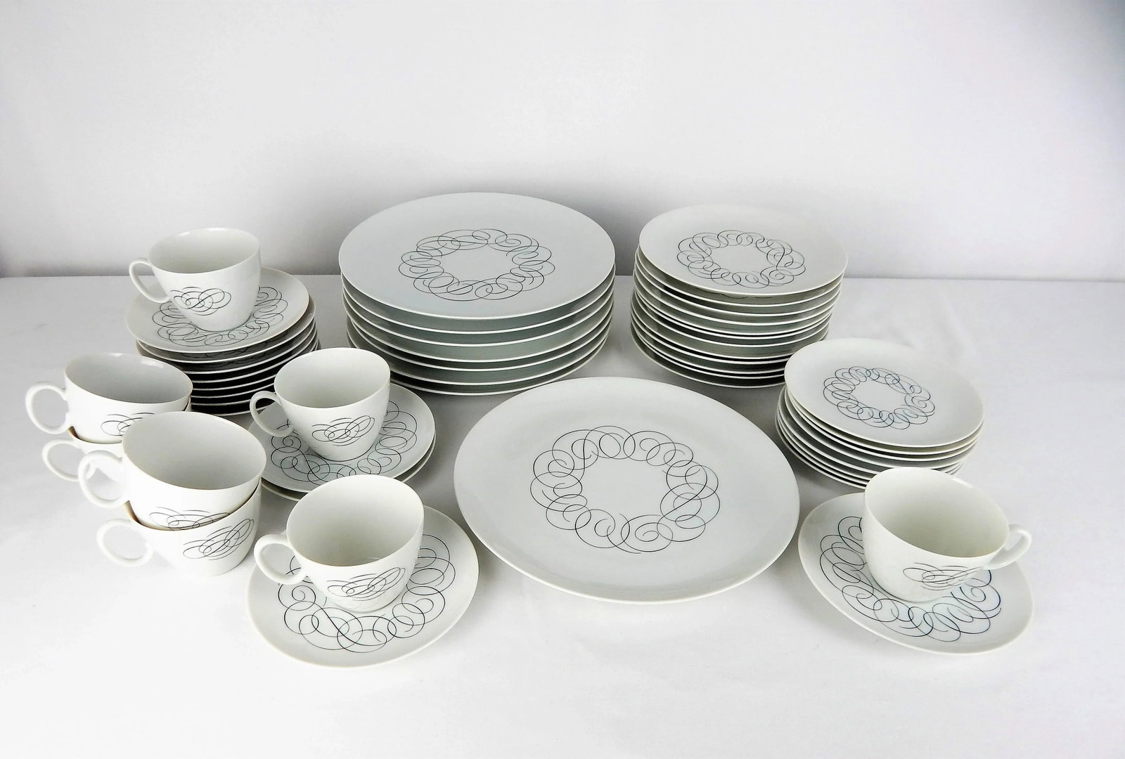 Rosenthal "Script" China by Raymond Loewy S/48 - 3