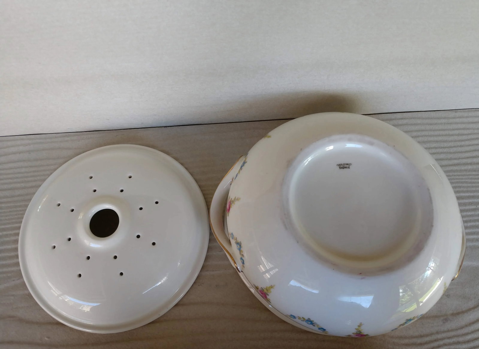 Vintage Mid 20th Century English Cauldon Porcelain Flower Frog - 4