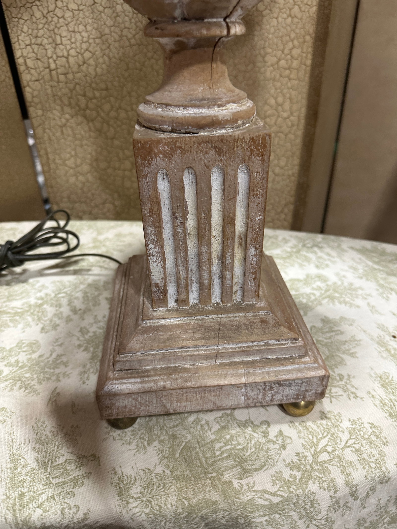 1970s Wooden Hand Carved Rustic Style Lamp With Shade - 3