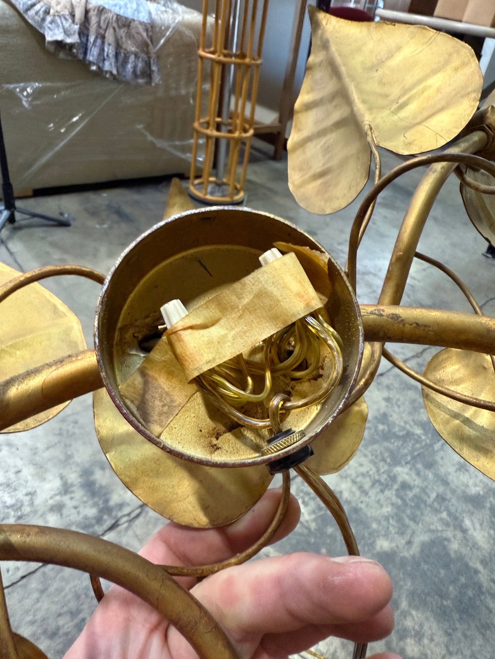 Vintage Italian Gilt Tole Leaf Wall Light - Mid-Century Gold Metal Vine Sconce, Made in Italy, 1960s - 10
