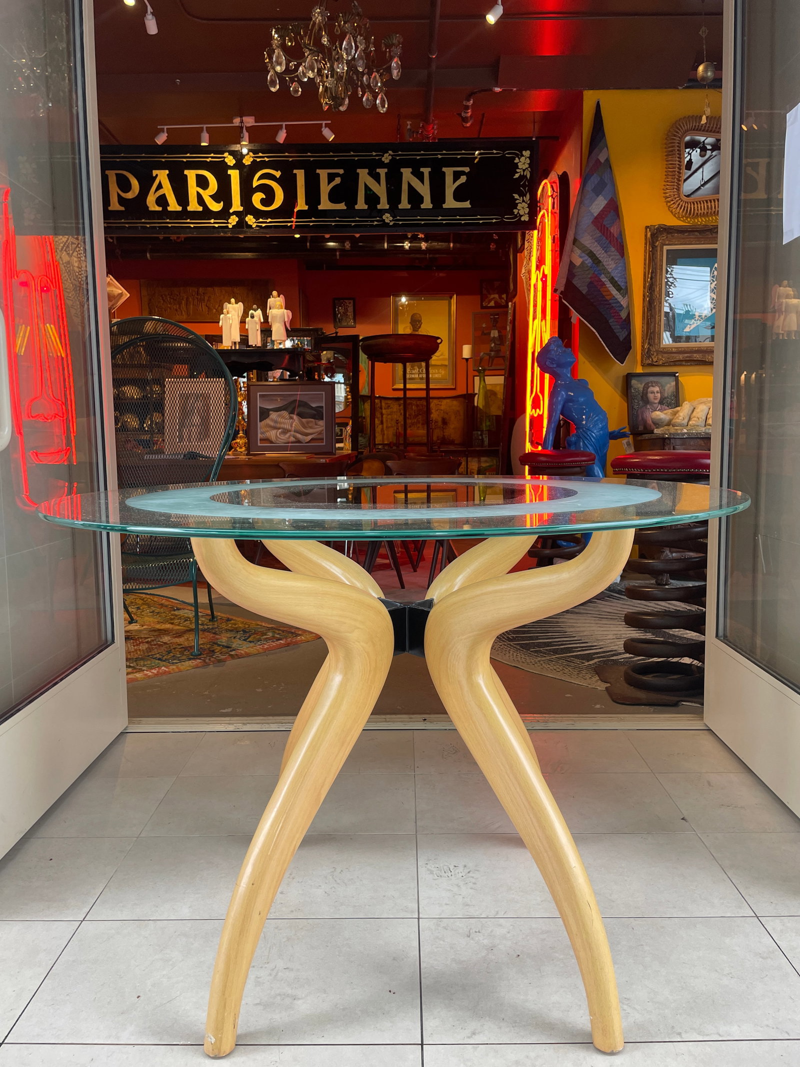 Round Italian Dining Table Circa 1980s - 2