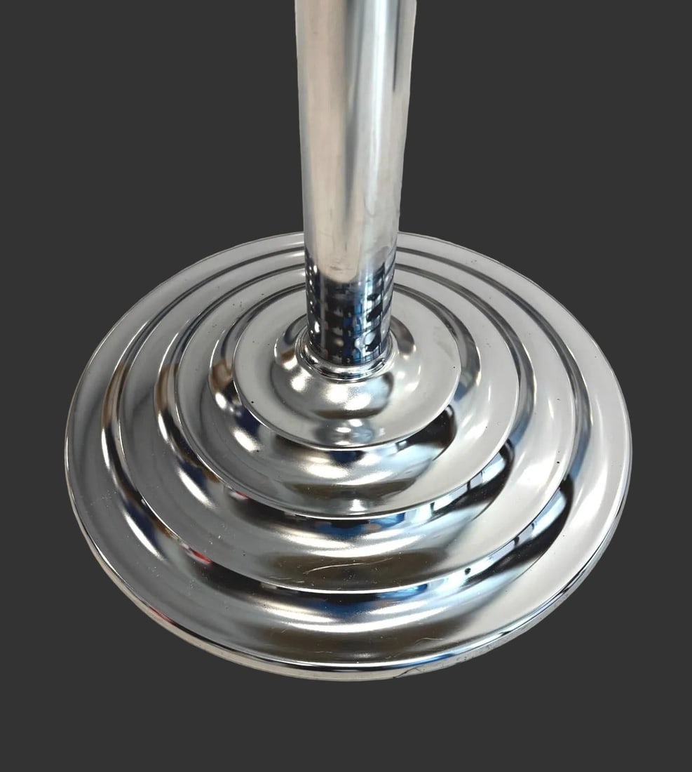 1980s Art Deco Chrome and Mirrored Glass Accent Table - 3