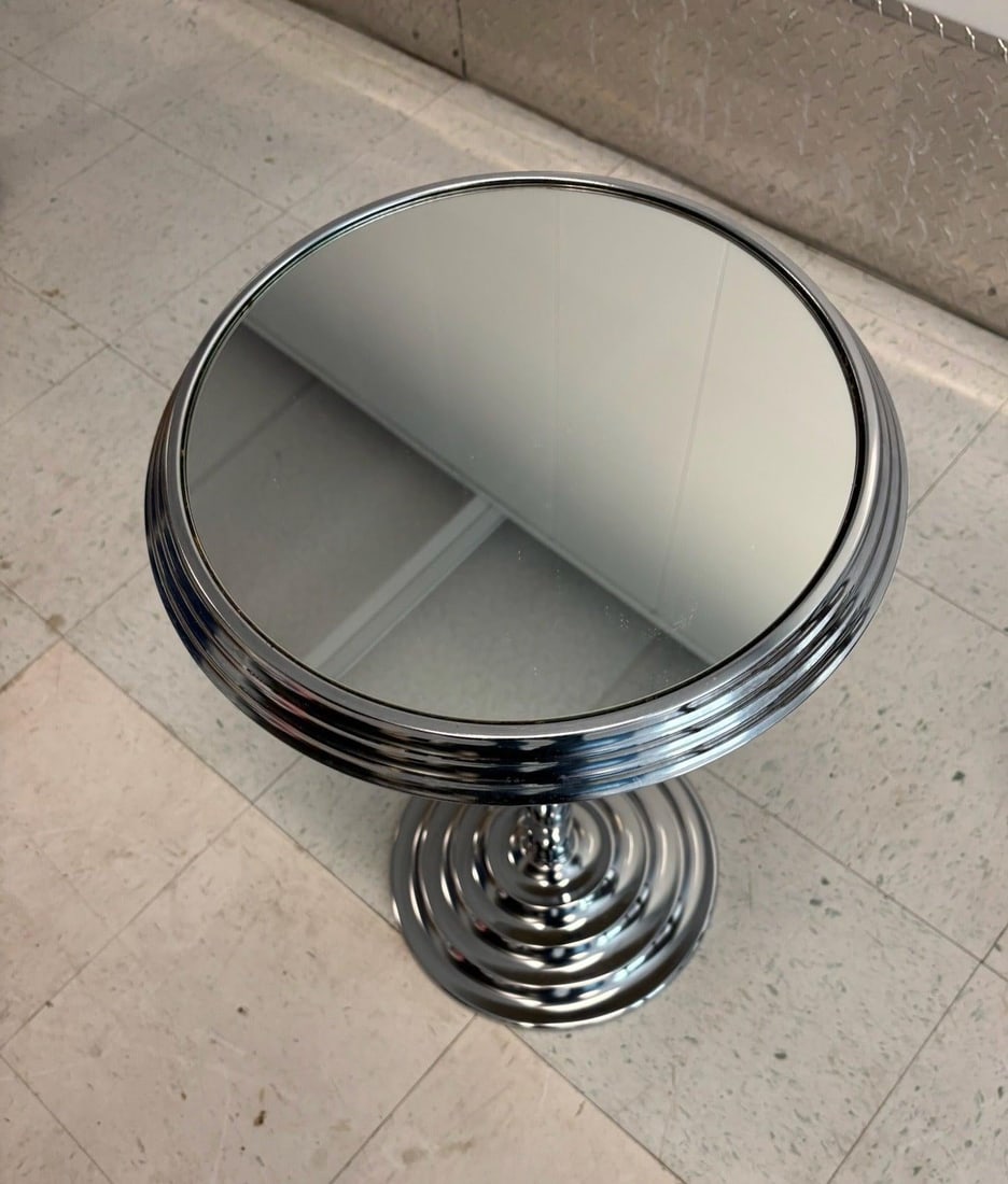 1980s Art Deco Chrome and Mirrored Glass Accent Table - 4