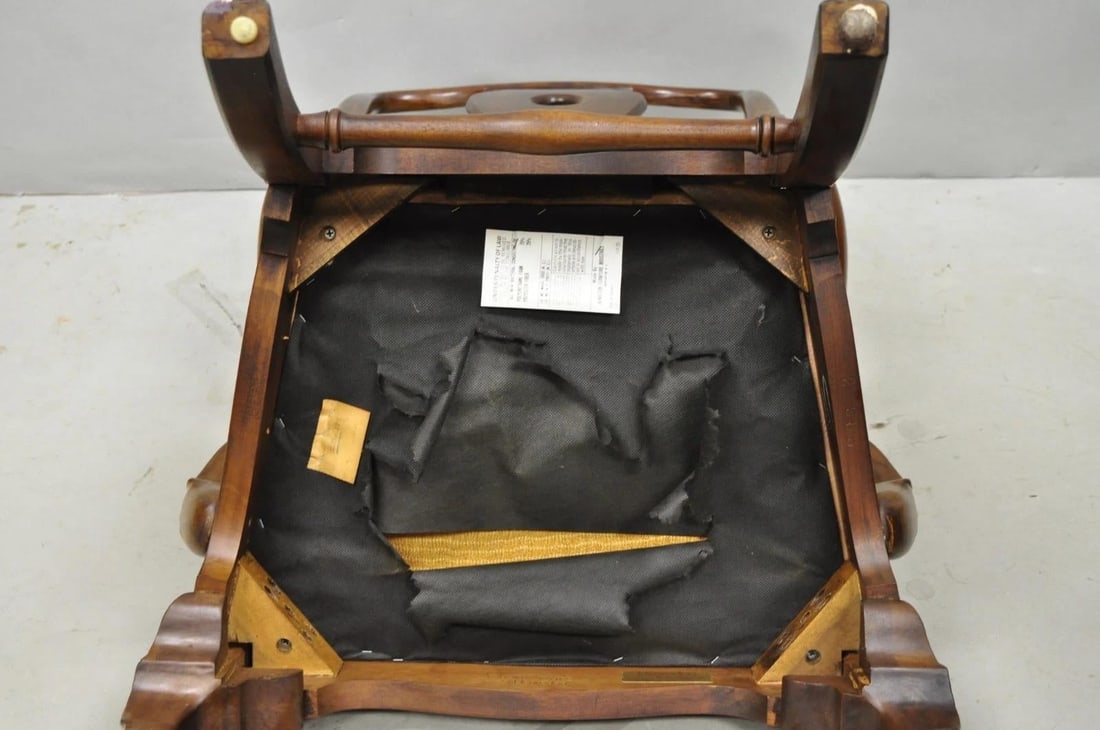 Late 20th Century Henredon Aston Court Chinoiserie Georgian Mahogany Dining Arm Chairs - A Pair - 17