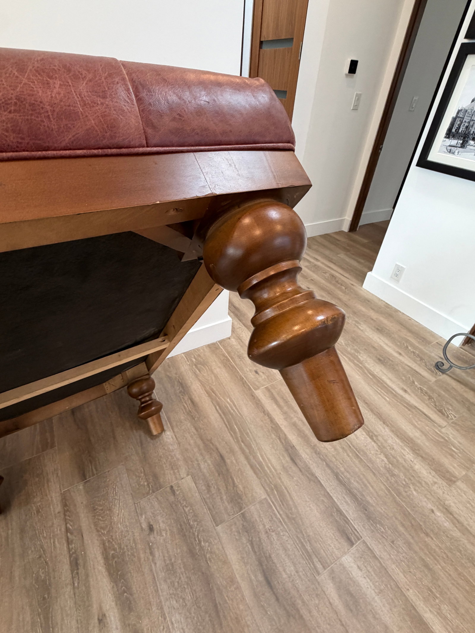 Late 20th Century Tufted Leather Bench Ottoman - 6