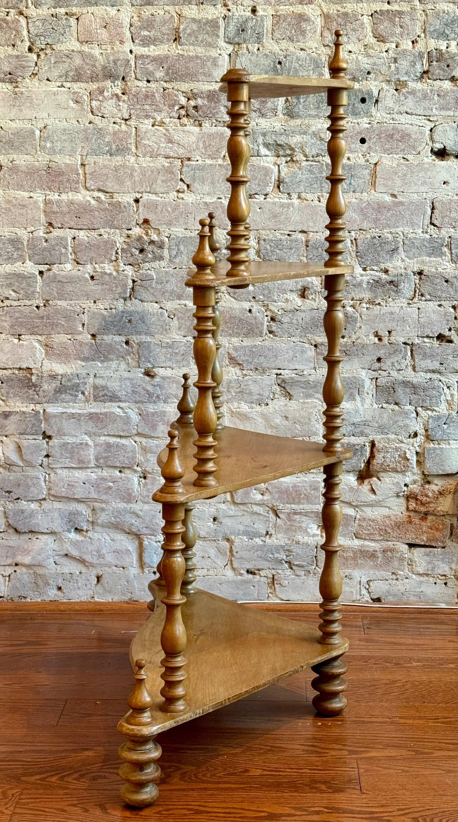 Late 19th Century Pine French Corner What Not Corner Shelf - 2