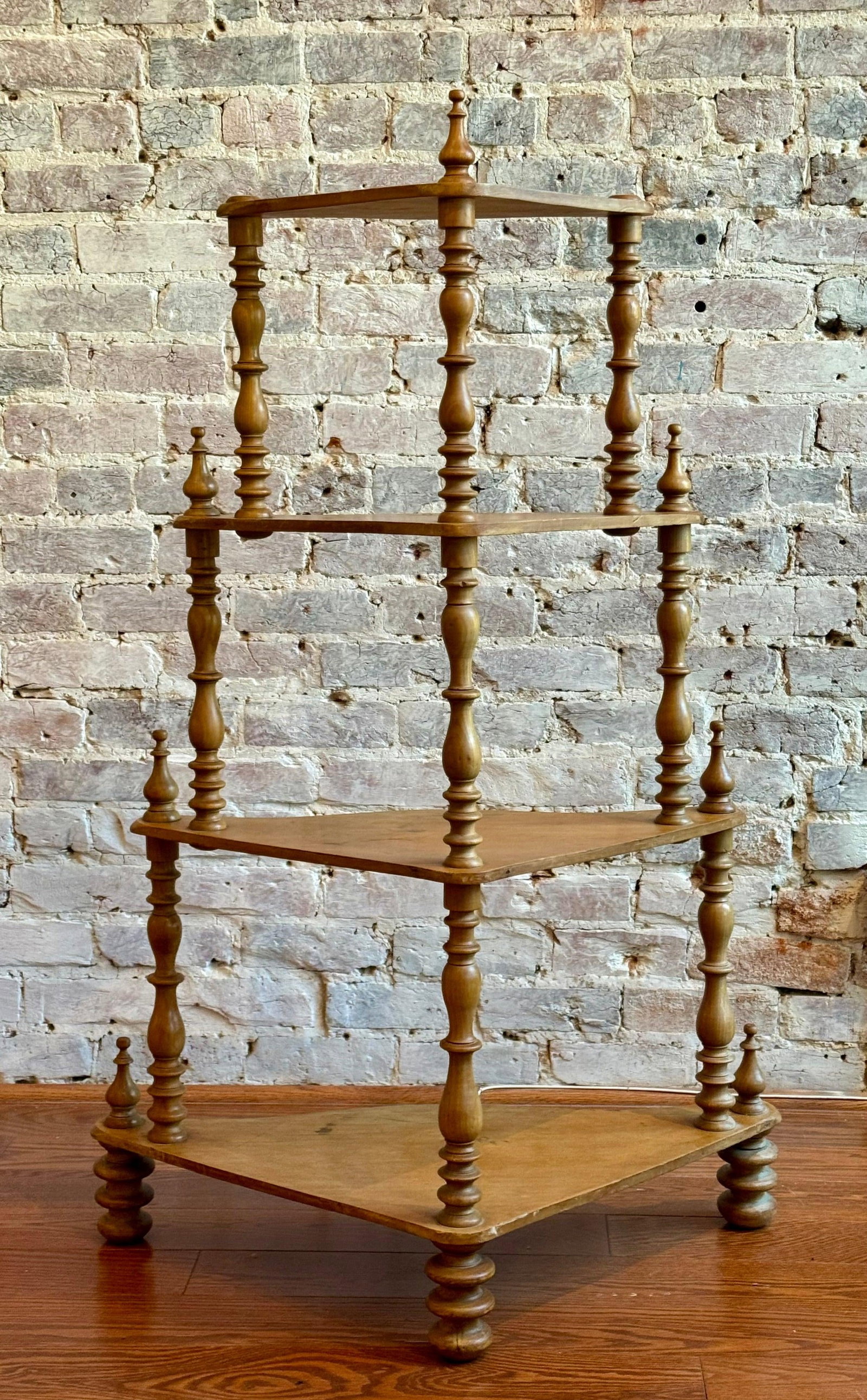 Late 19th Century Pine French Corner What Not Corner Shelf - 3