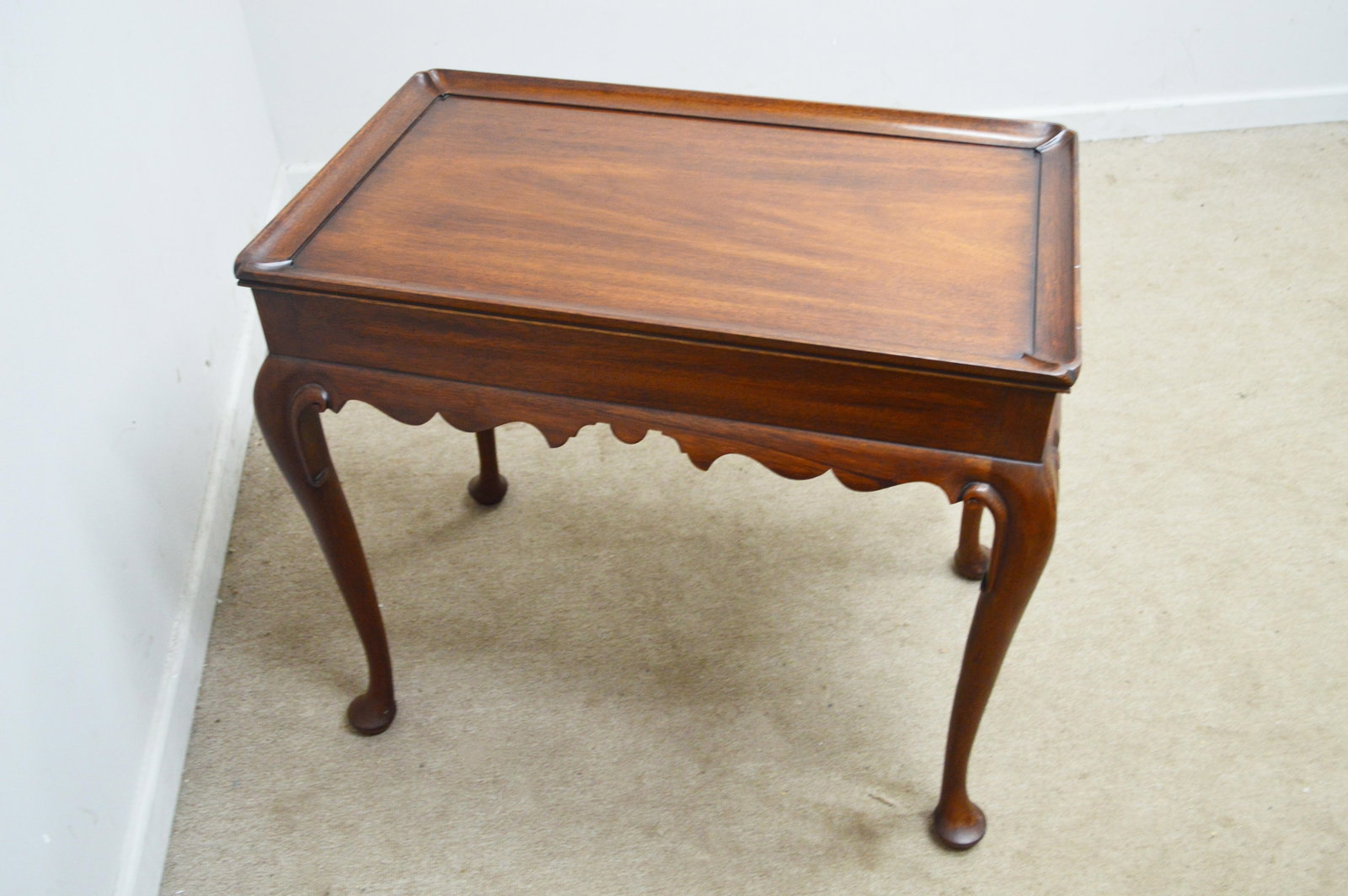 Henkel Harris Mahogany Side Tea Table - 10