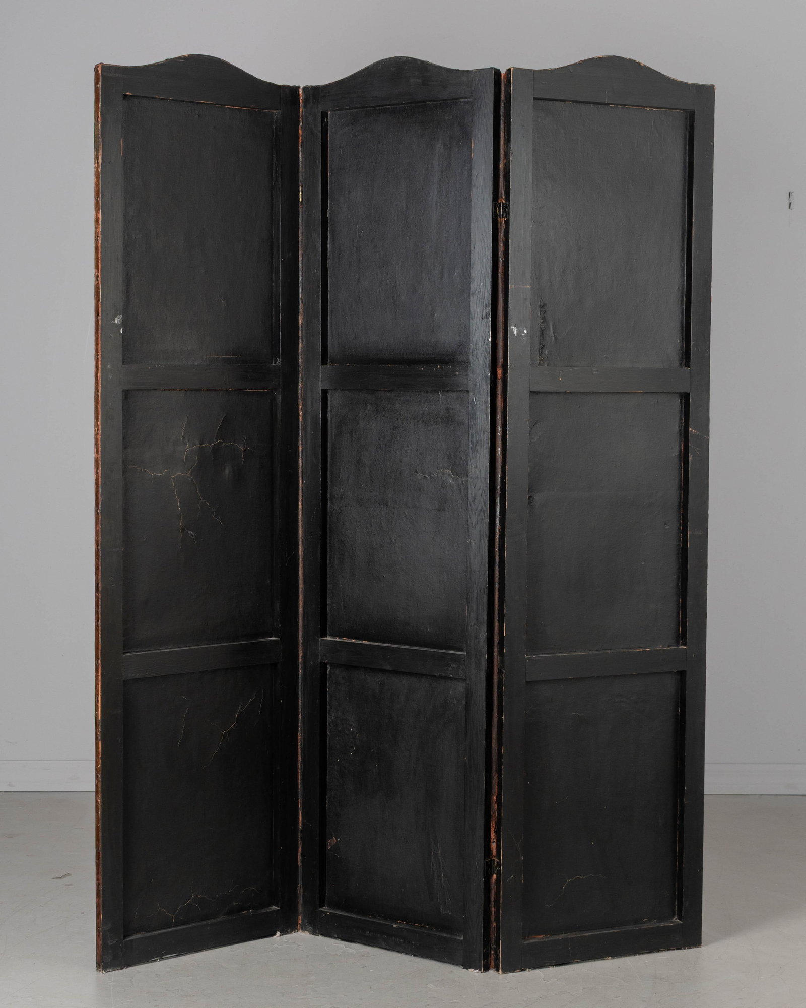 Vintage Spanish Baroque Painted Leather Folding Screen - 12