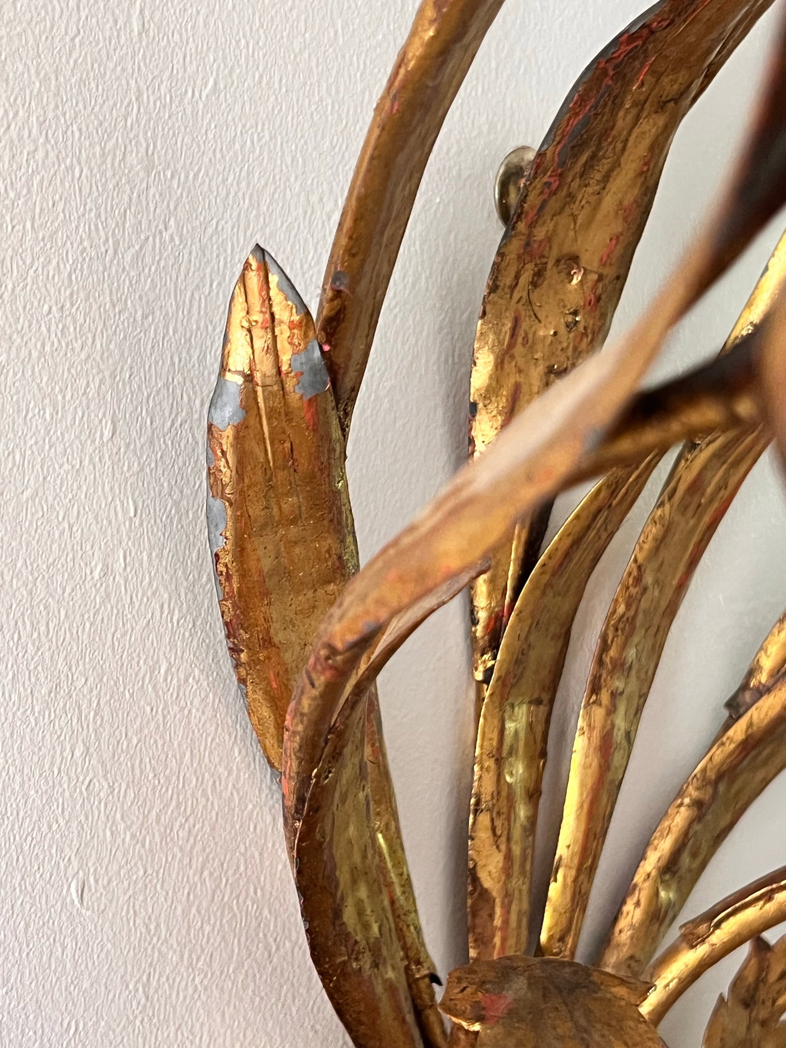 1960s Pair of Italian Gilt Tole Candle Sconces - 4