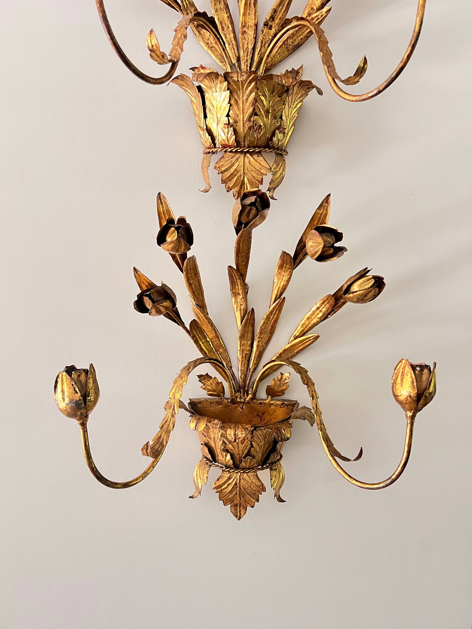 1960s Pair of Italian Gilt Tole Candle Sconces - 5