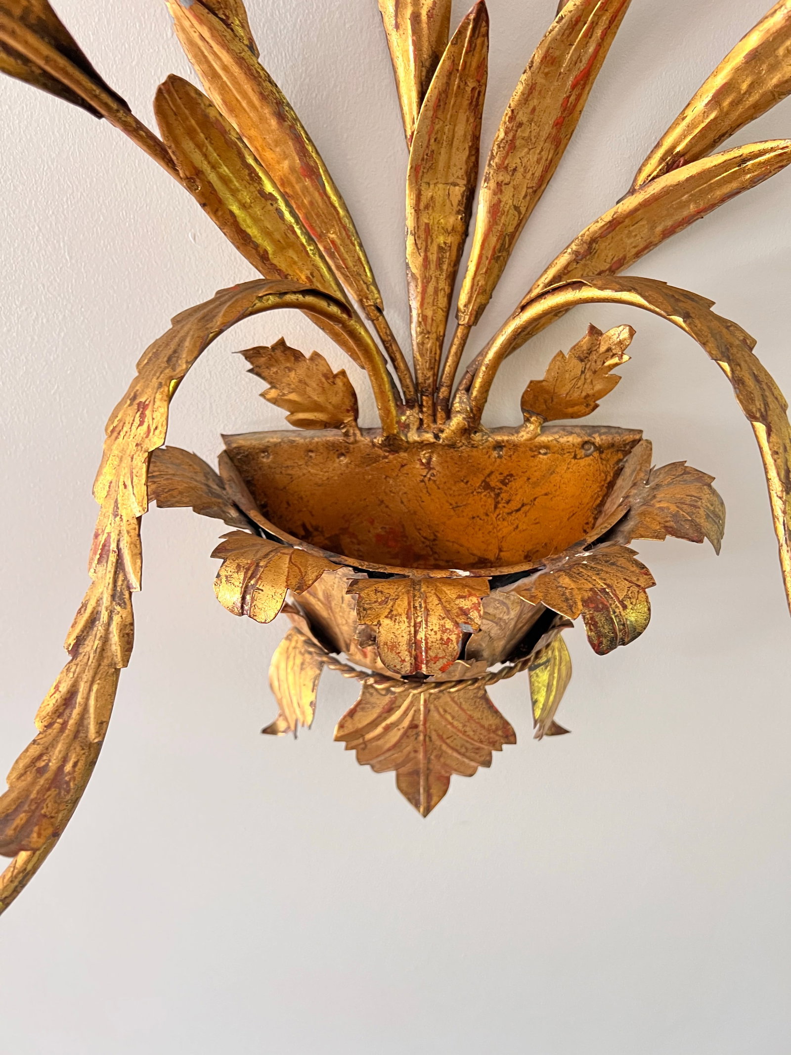 1960s Pair of Italian Gilt Tole Candle Sconces - 8
