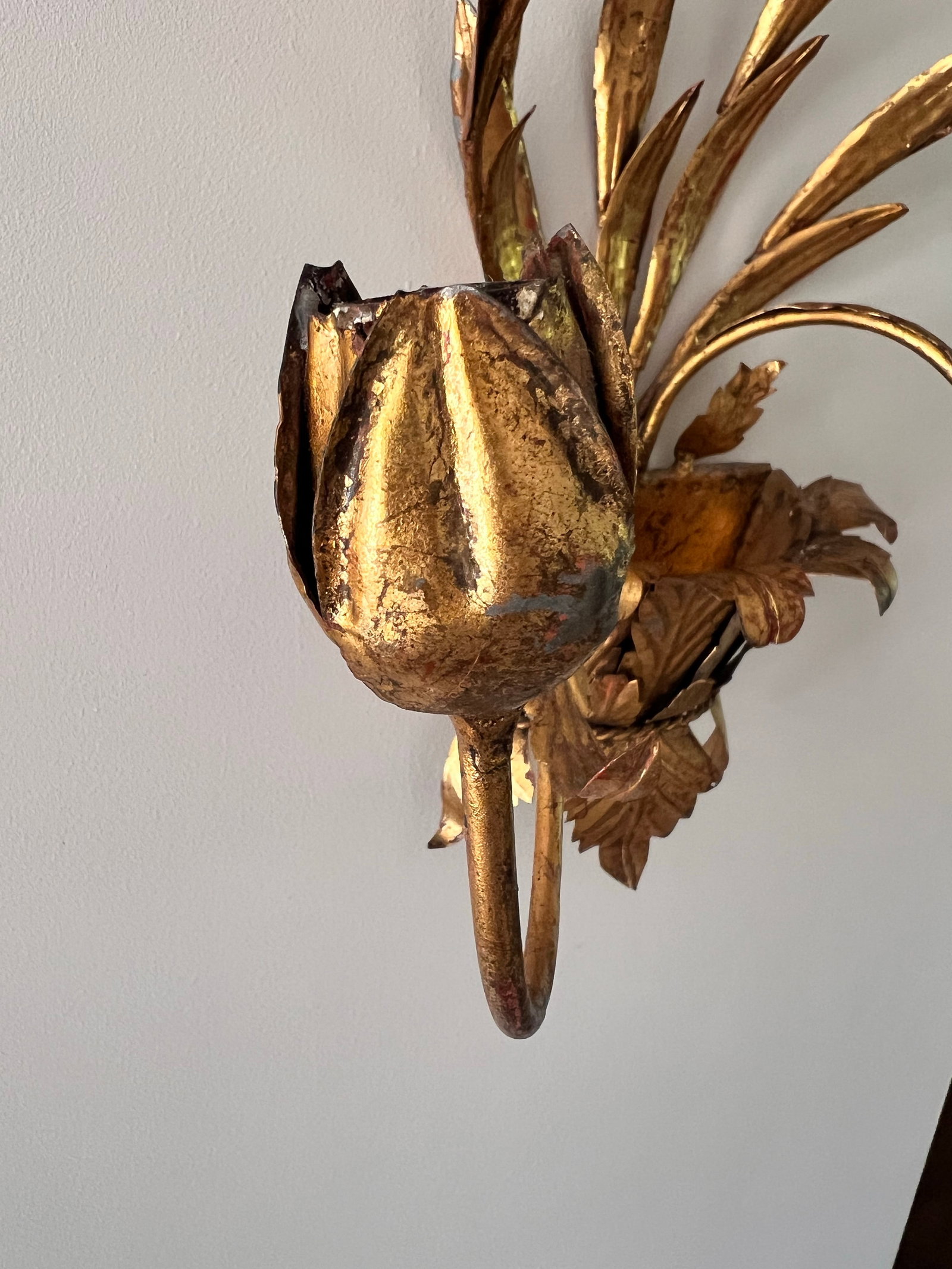 1960s Pair of Italian Gilt Tole Candle Sconces - 9