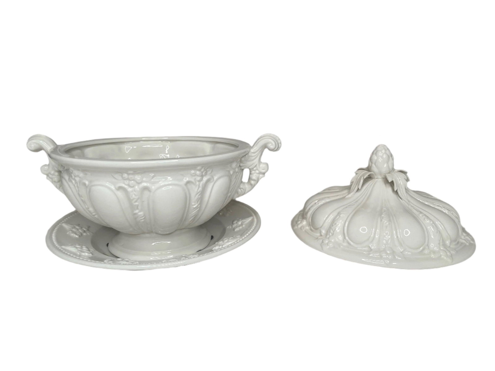 Mottahedeah Sauce Tureen with Artichoke - 2