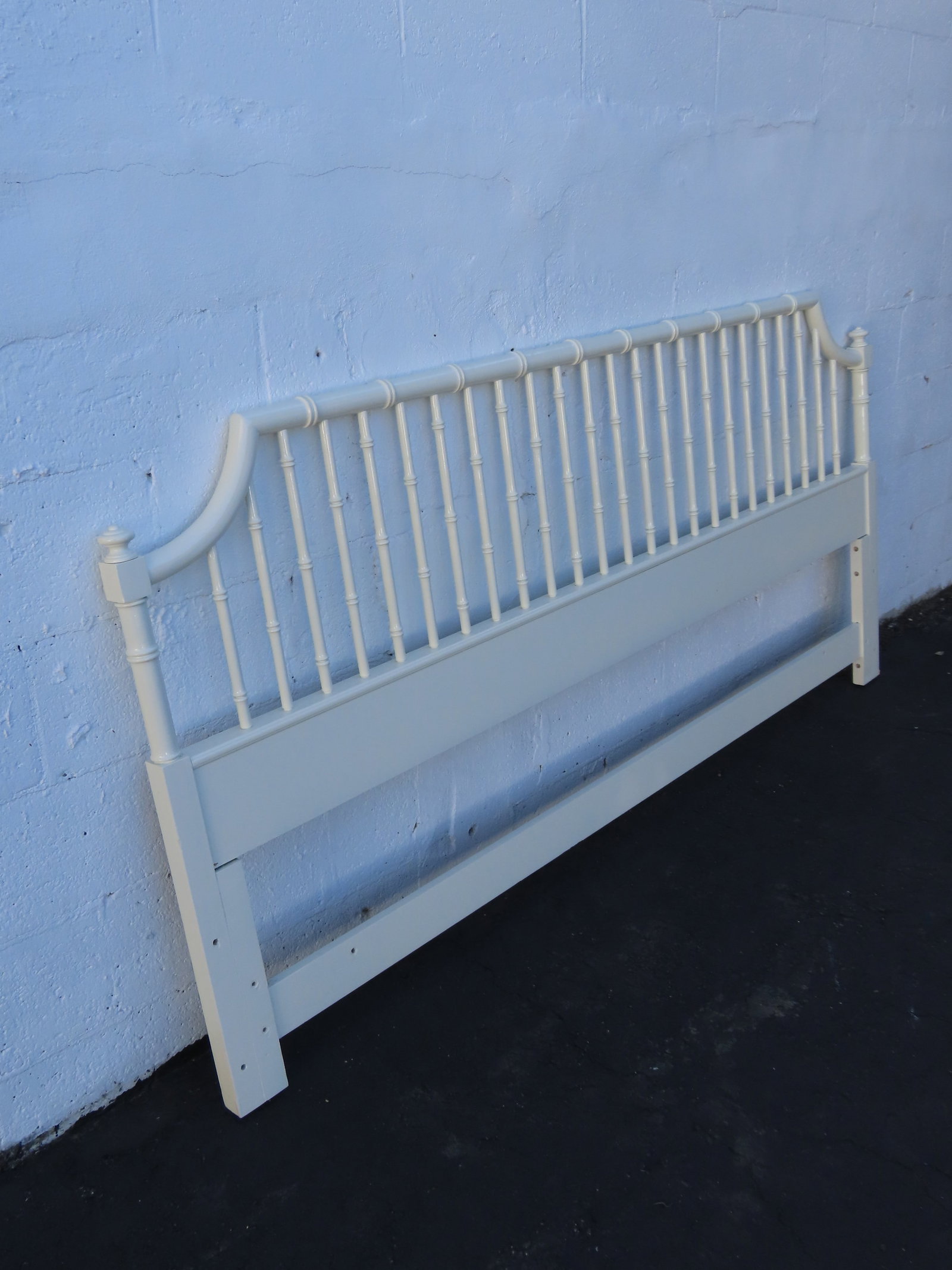 Thomasville Hollywood Regency Faux Bamboo Painted King Size Headboard 6643 - 8