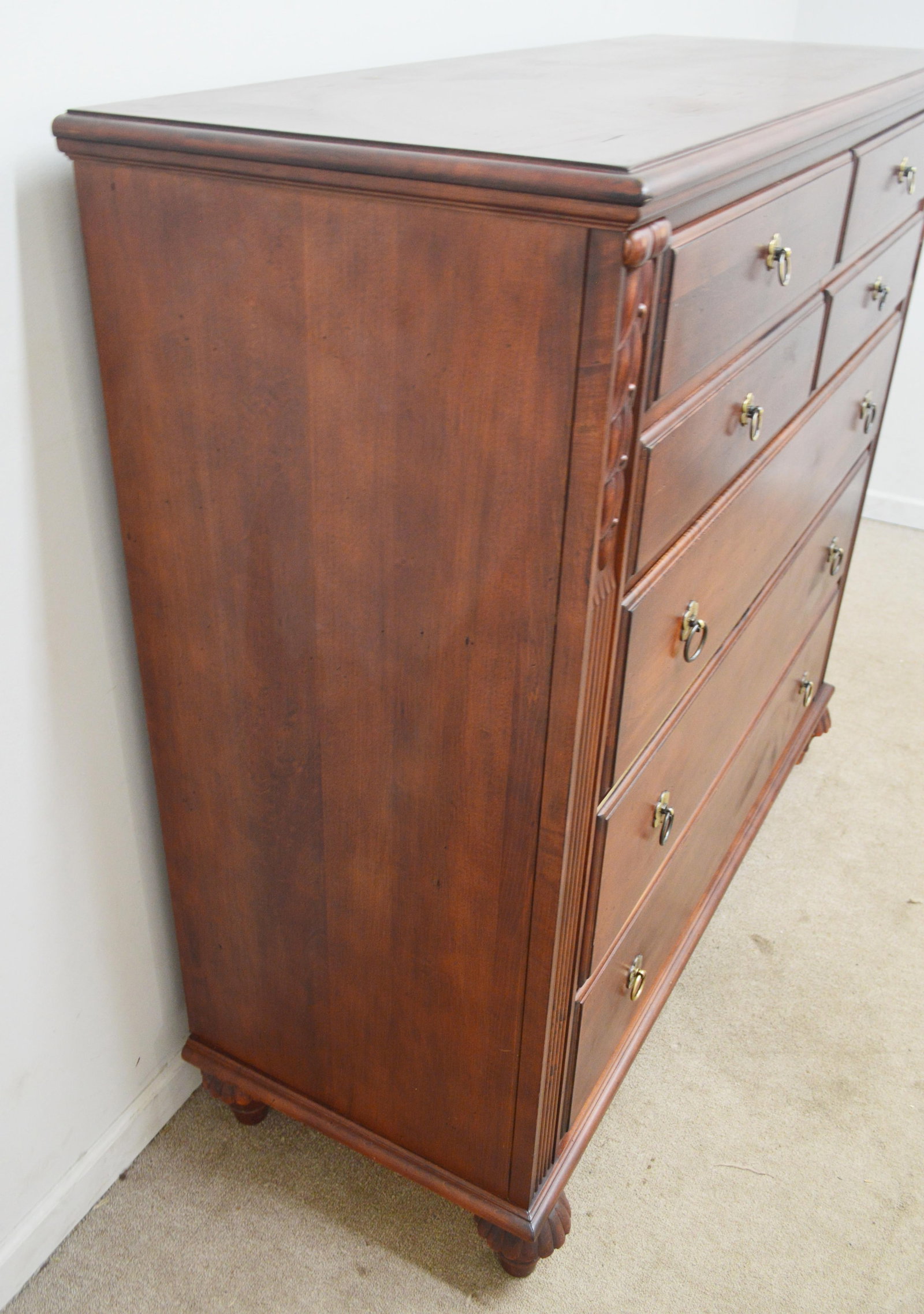 Ethan Allen Chest of Drawers and Mirror Set - 8