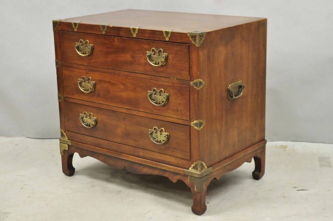 Mid 20th Century Henredon Pan Asian Chinoiserie Brass Butterfly 3 Drawer Campaign Chest Commode - 13