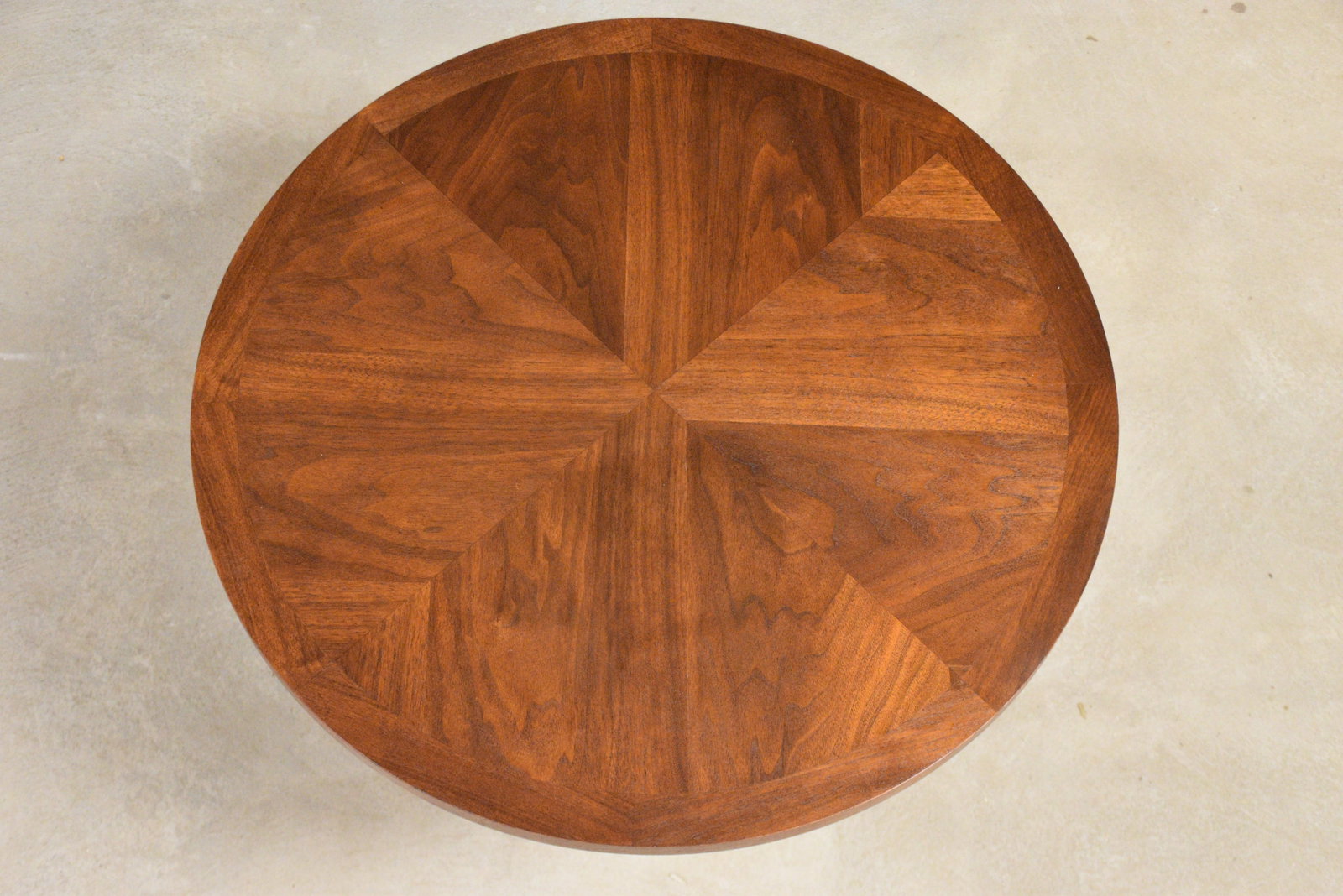 1960s Refinished Lane Rhythm Round 28" End Table - 6