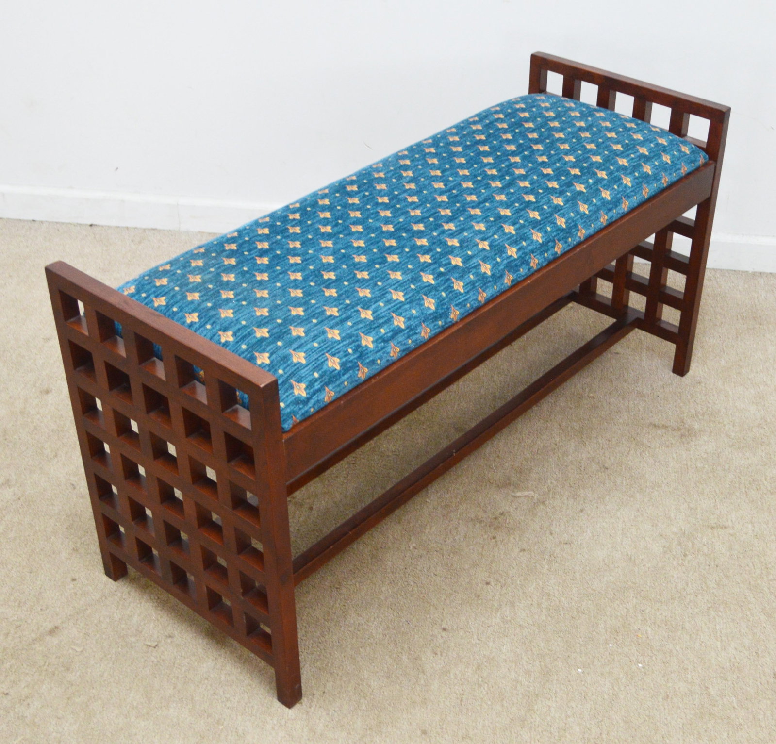 Stickley Cherry Bench - 7