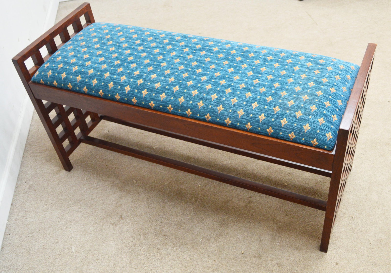 Stickley Cherry Bench - 8