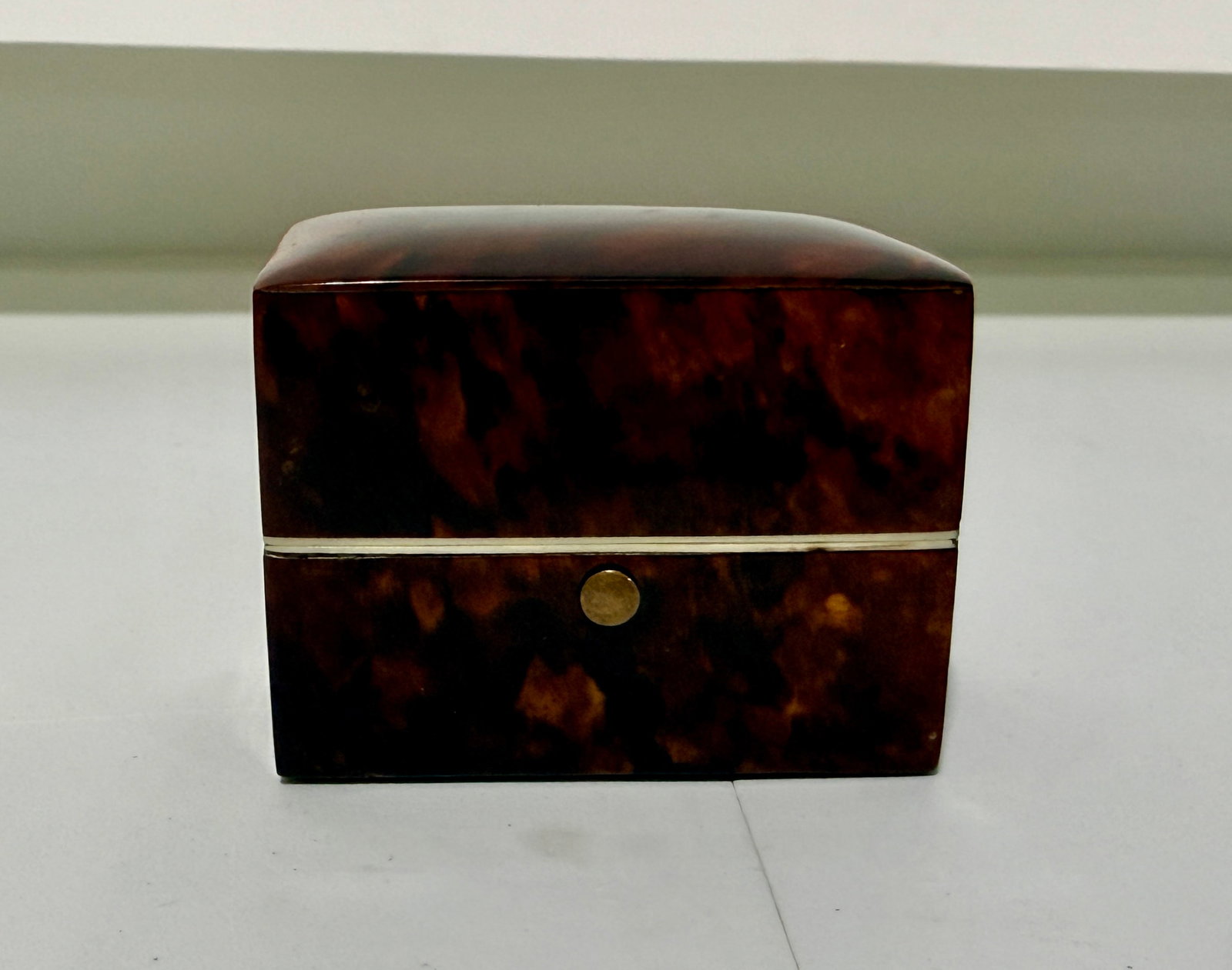 Dutch Regency Tortoiseshell Perfume Bottle Box, Circa 1830 - 2