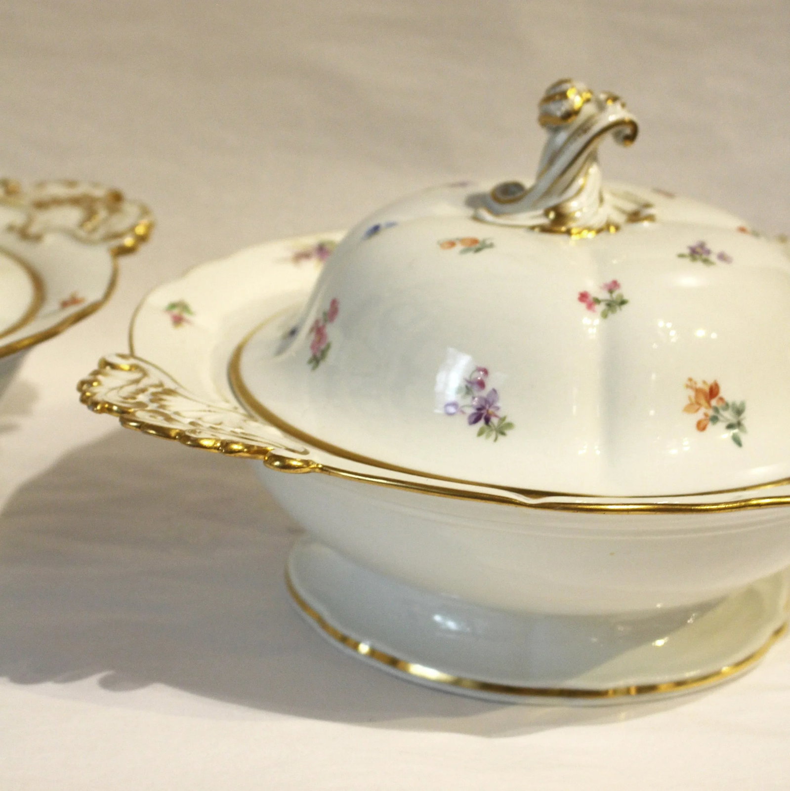 Late 19th Century Meissen Vegetable Tureens - a Pair - 6