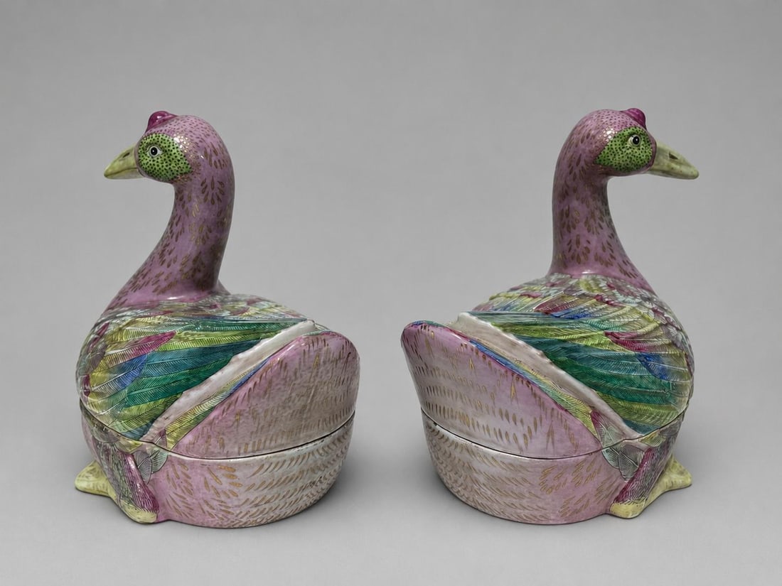 Late 20th Century Chinese Export-Style Famille Rose Armorial Porcelain Duck-Form Covered Tureens - a - 10