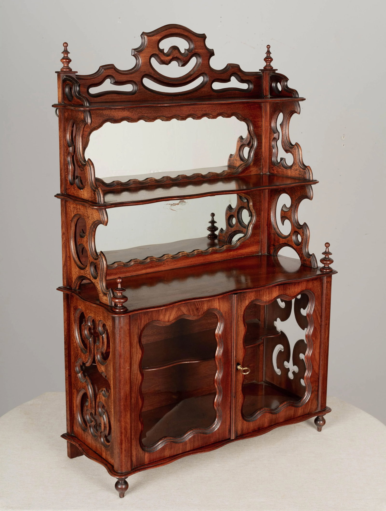 19th Century French Louis Philippe Mahogany Vitrine - 10
