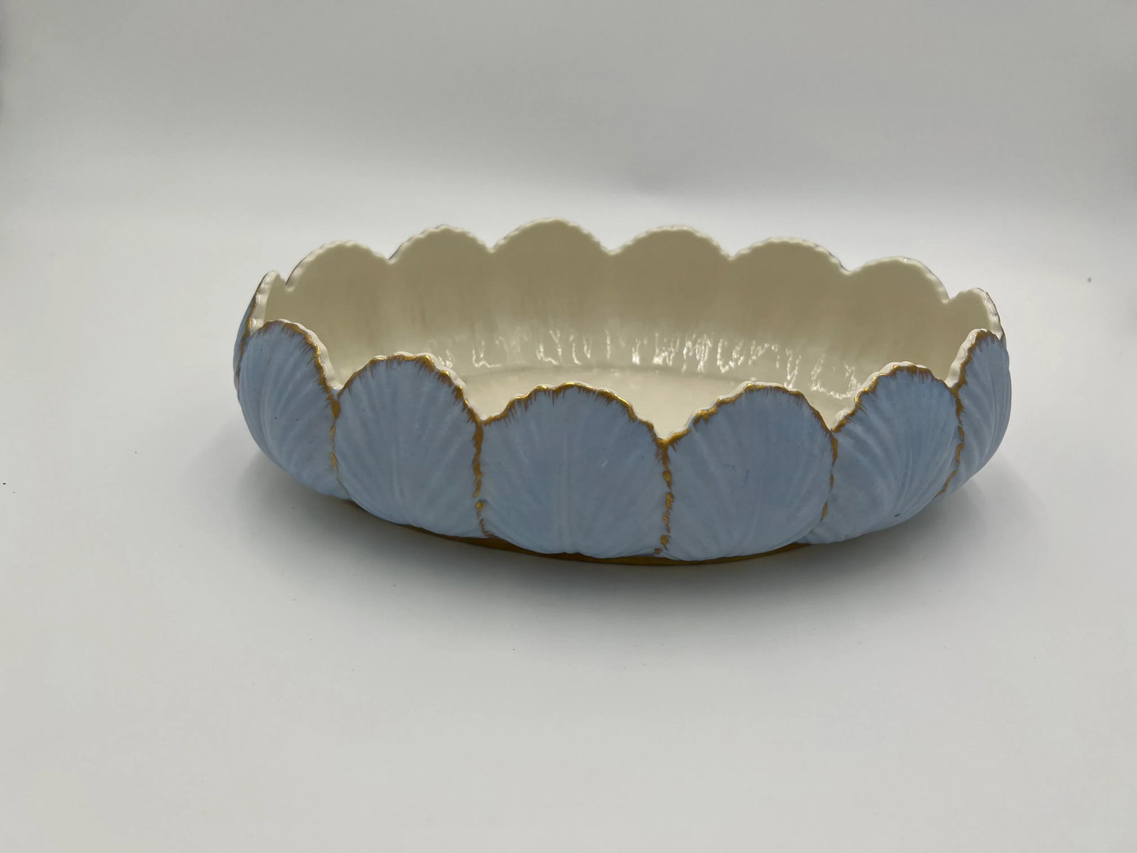 Antique English Porcelain Foliate Shell Scallop Rimmed Centerpiece Bowl - 5