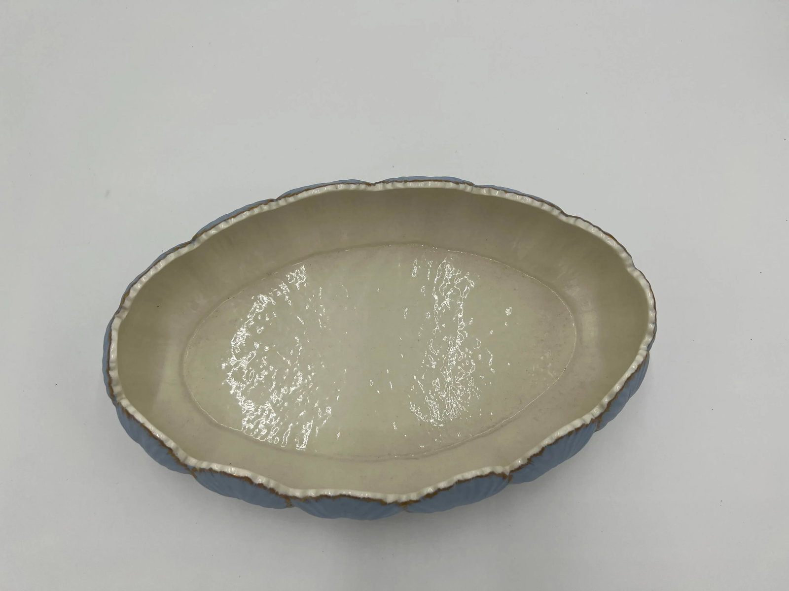 Antique English Porcelain Foliate Shell Scallop Rimmed Centerpiece Bowl - 6