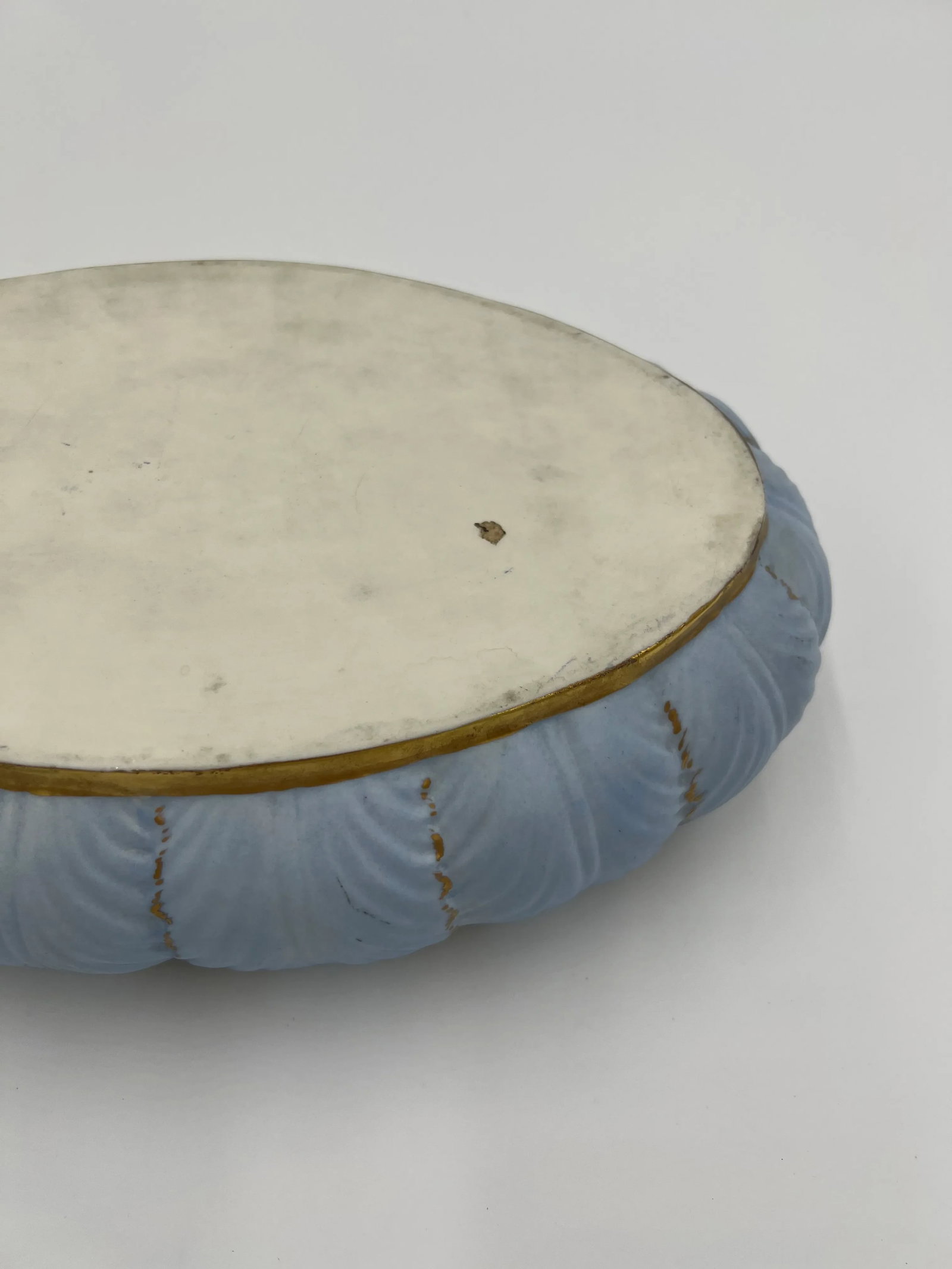 Antique English Porcelain Foliate Shell Scallop Rimmed Centerpiece Bowl - 9