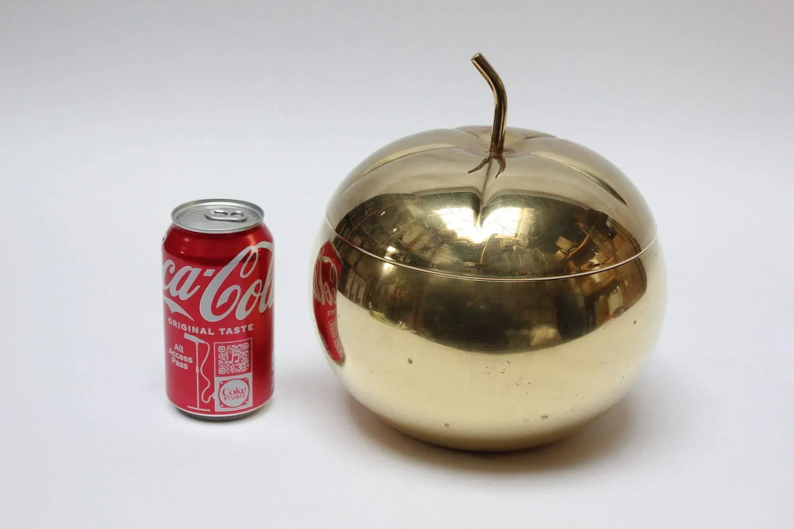 Mid-Century Italian Modern Brass "Pumpkin" Ice Bucket - 5